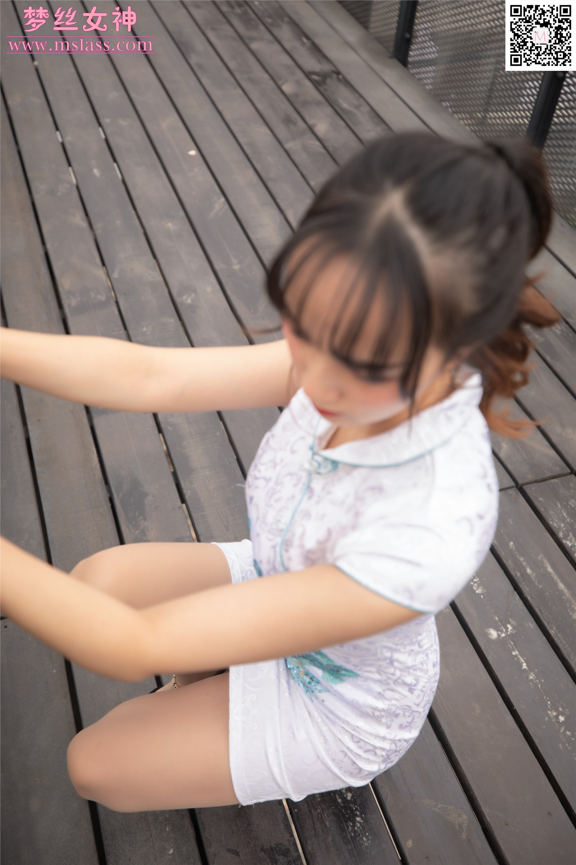 MSLASS梦丝女神 2019-10-24 Vol.060 玥玥 旗袍丝袜女神