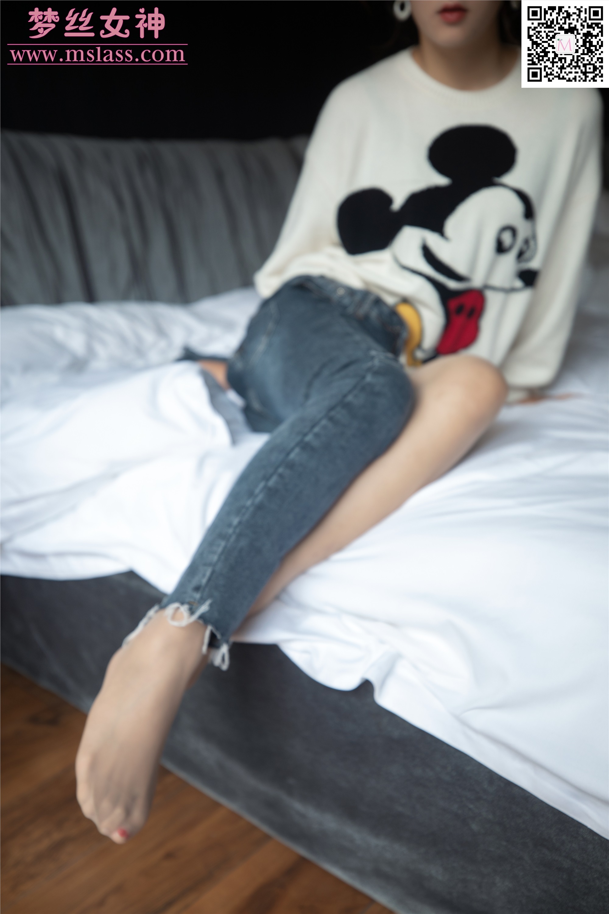 MSLASS梦丝女神 2019-11-11 Vol.067 雨晨 牛仔裤的裤里丝