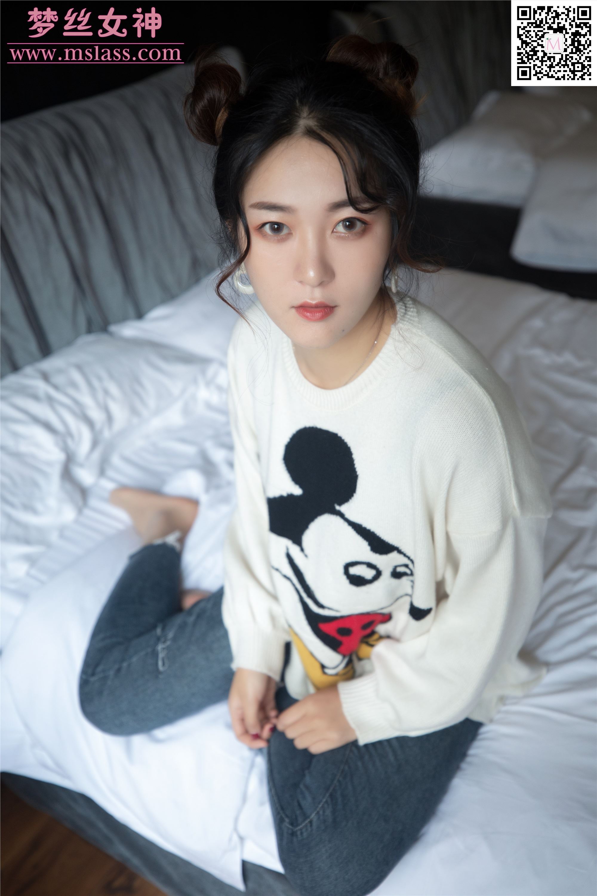 MSLASS梦丝女神 2019-11-11 Vol.067 雨晨 牛仔裤的裤里丝