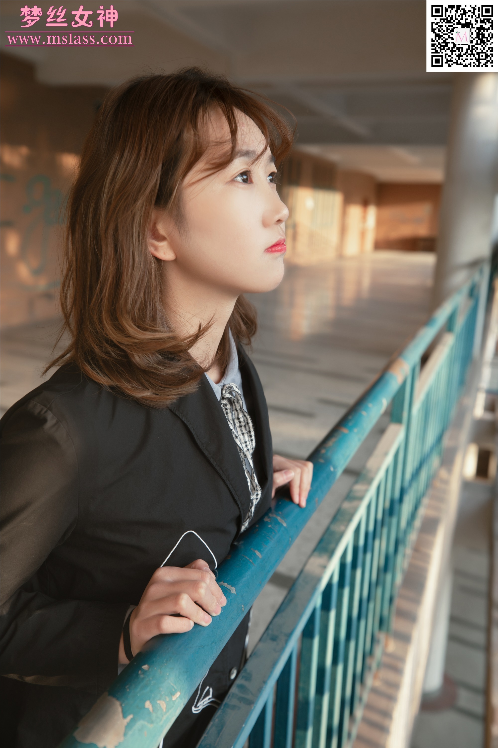 MSLASS梦丝女神 2019-11-15 Vol.069 周雨 纯洁的丝袜学妹