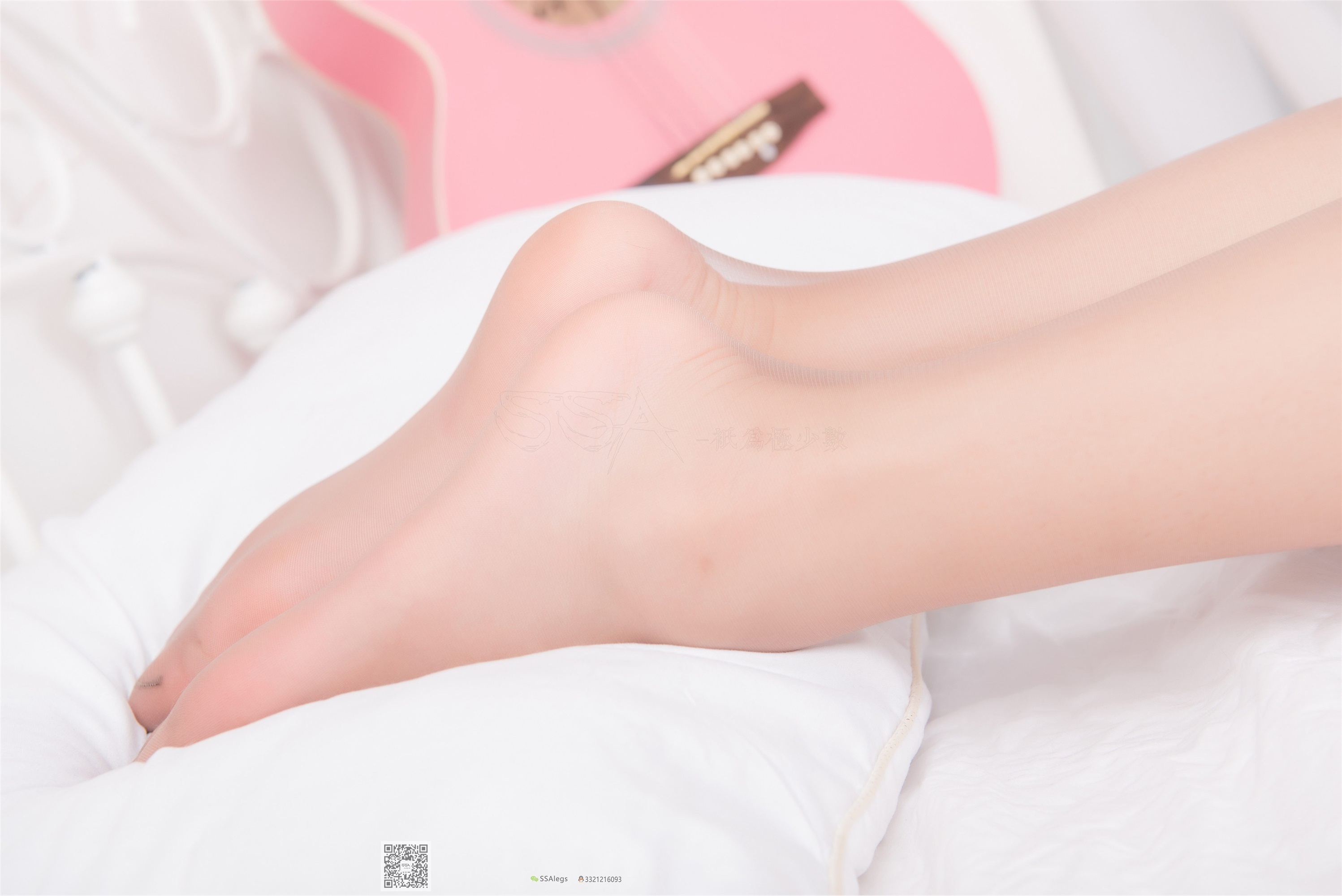 SSA丝社 NO.034 大大的咖啡丝完美腿部曲线