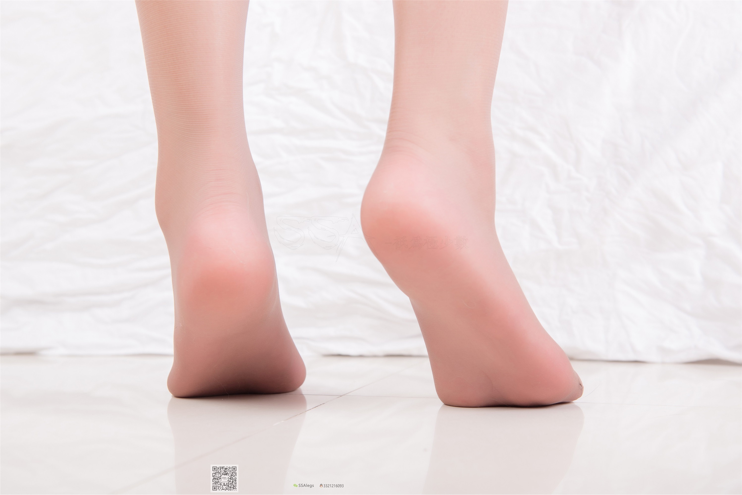 SSA丝社 NO.034 大大的咖啡丝完美腿部曲线