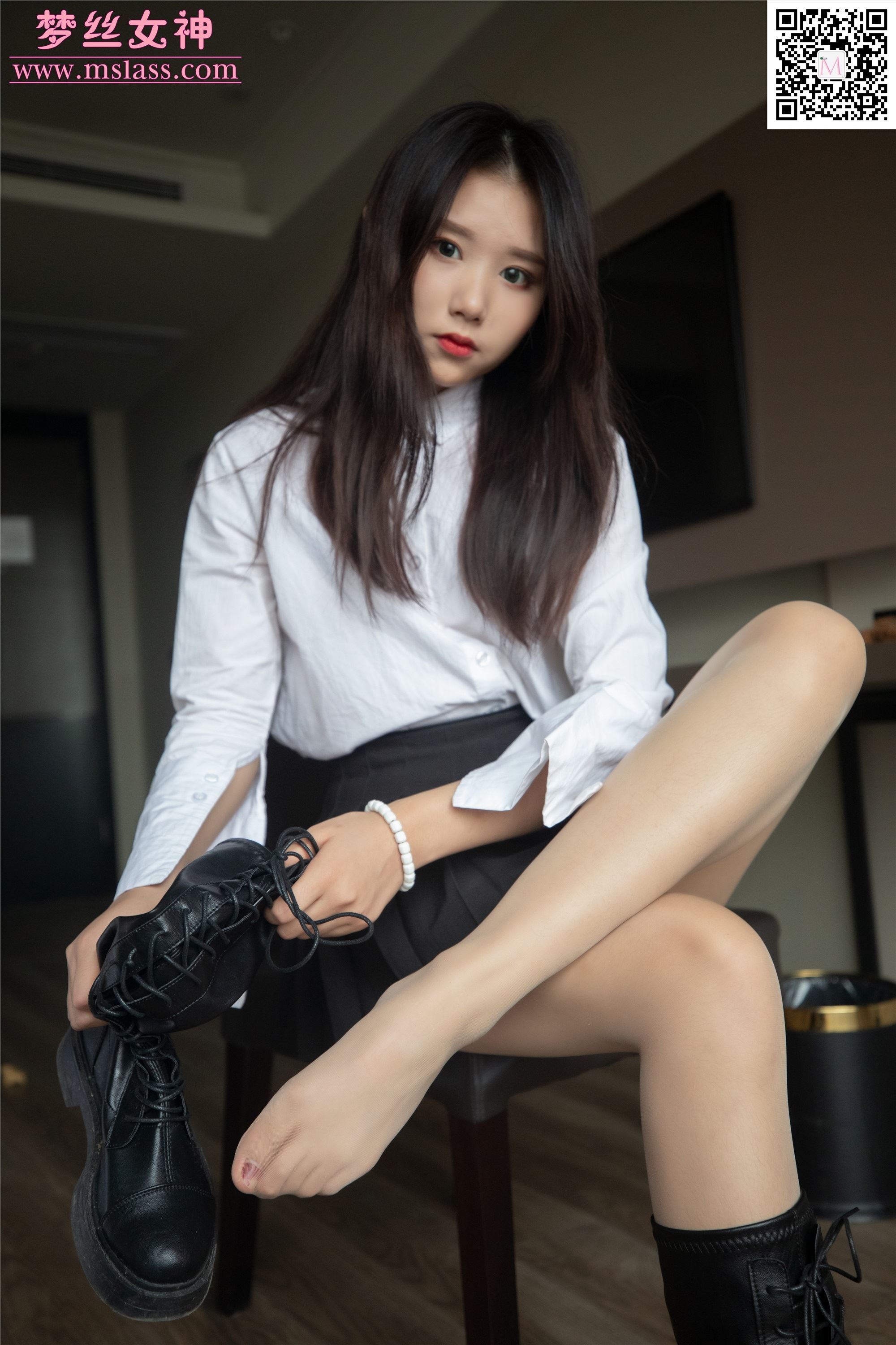 MSLASS梦丝女神 2019-11-22 Vol.072 然然 靴下女神