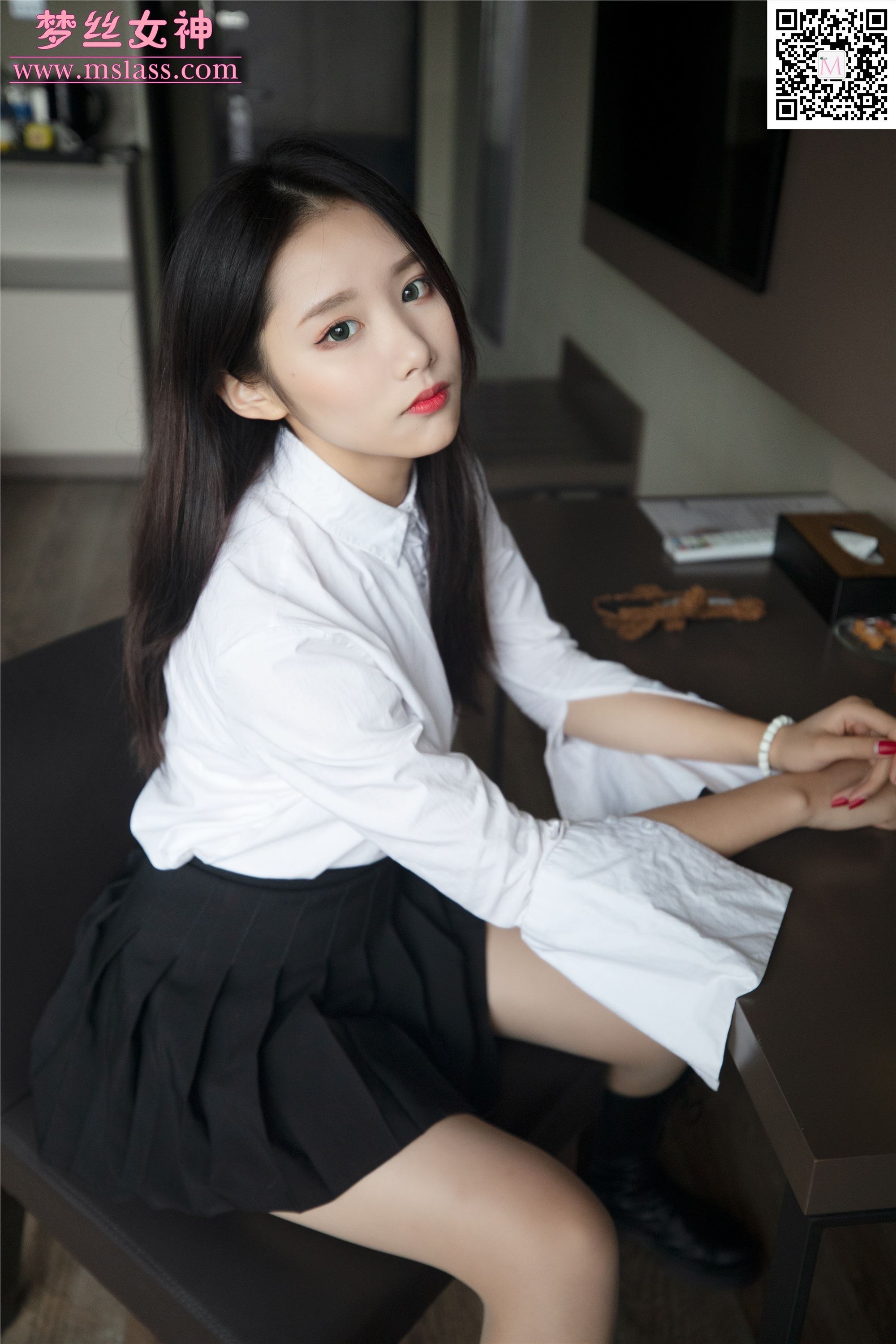 MSLASS梦丝女神 2019-11-22 Vol.072 然然 靴下女神