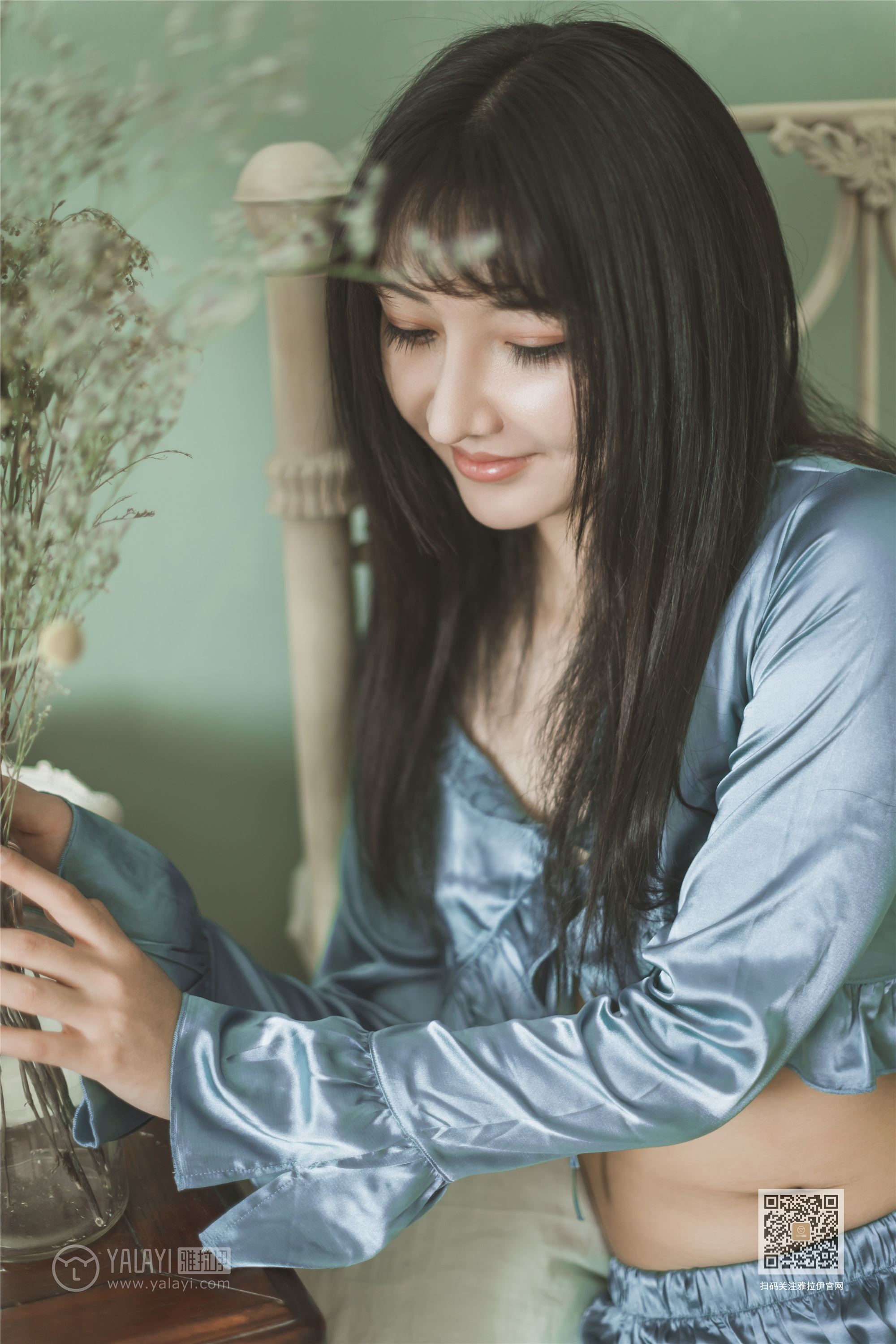 YALAYI雅拉伊  2020.01.21 Y526 韩熙《坐我身边》