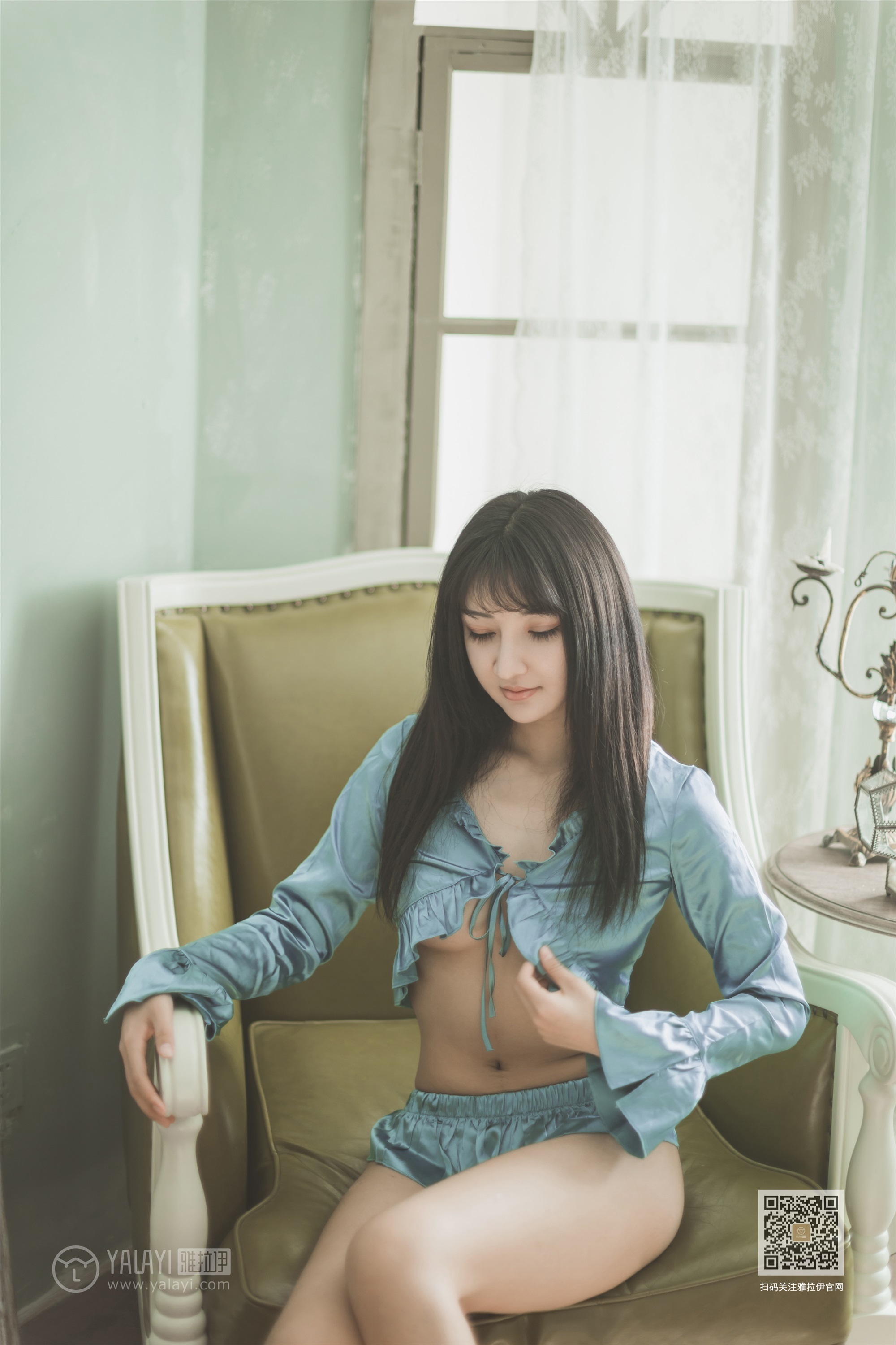 YALAYI雅拉伊  2020.01.21 Y526 韩熙《坐我身边》