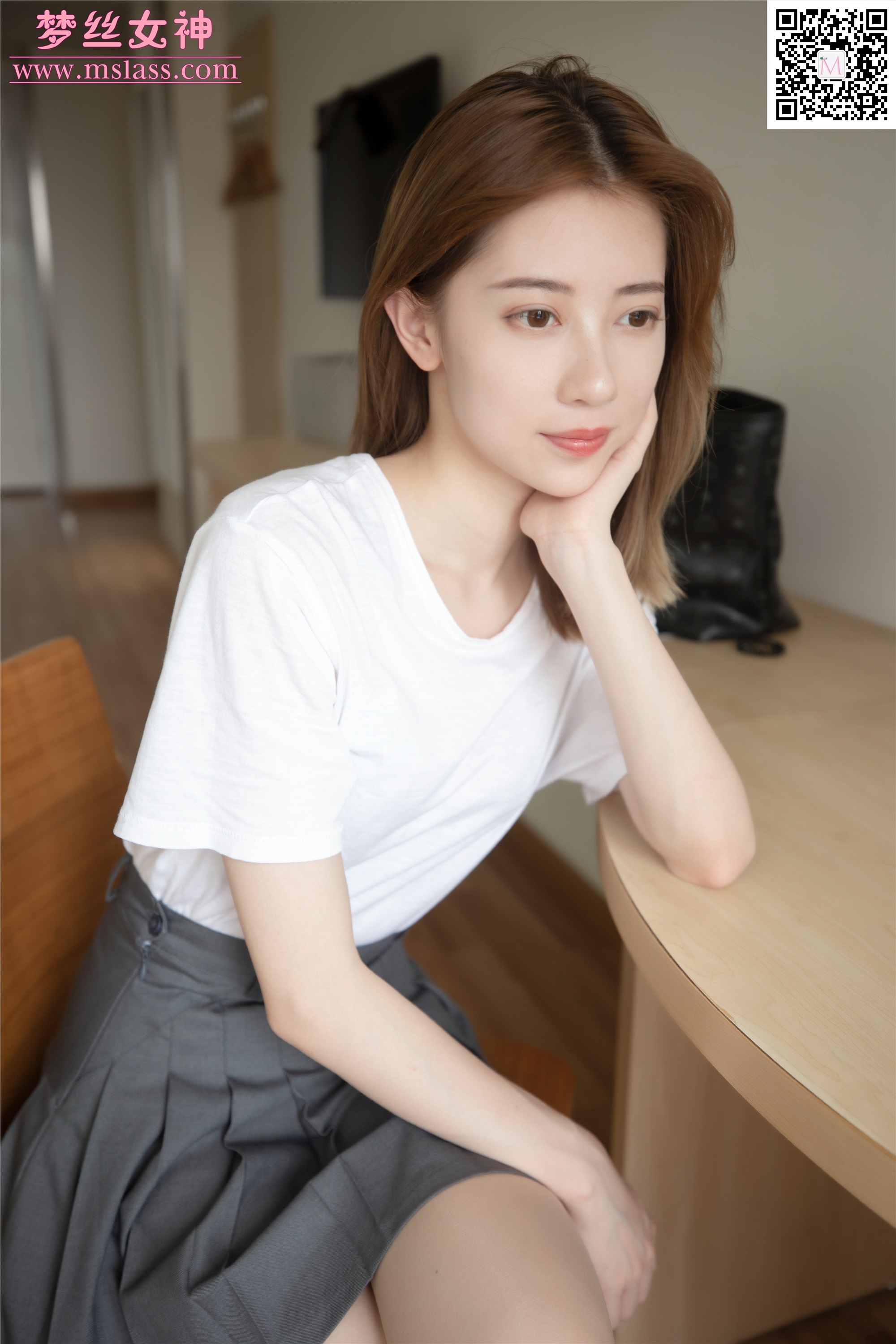 MSLASS梦丝女神 2019-11-26 Vol.074 苏沐 大长腿细