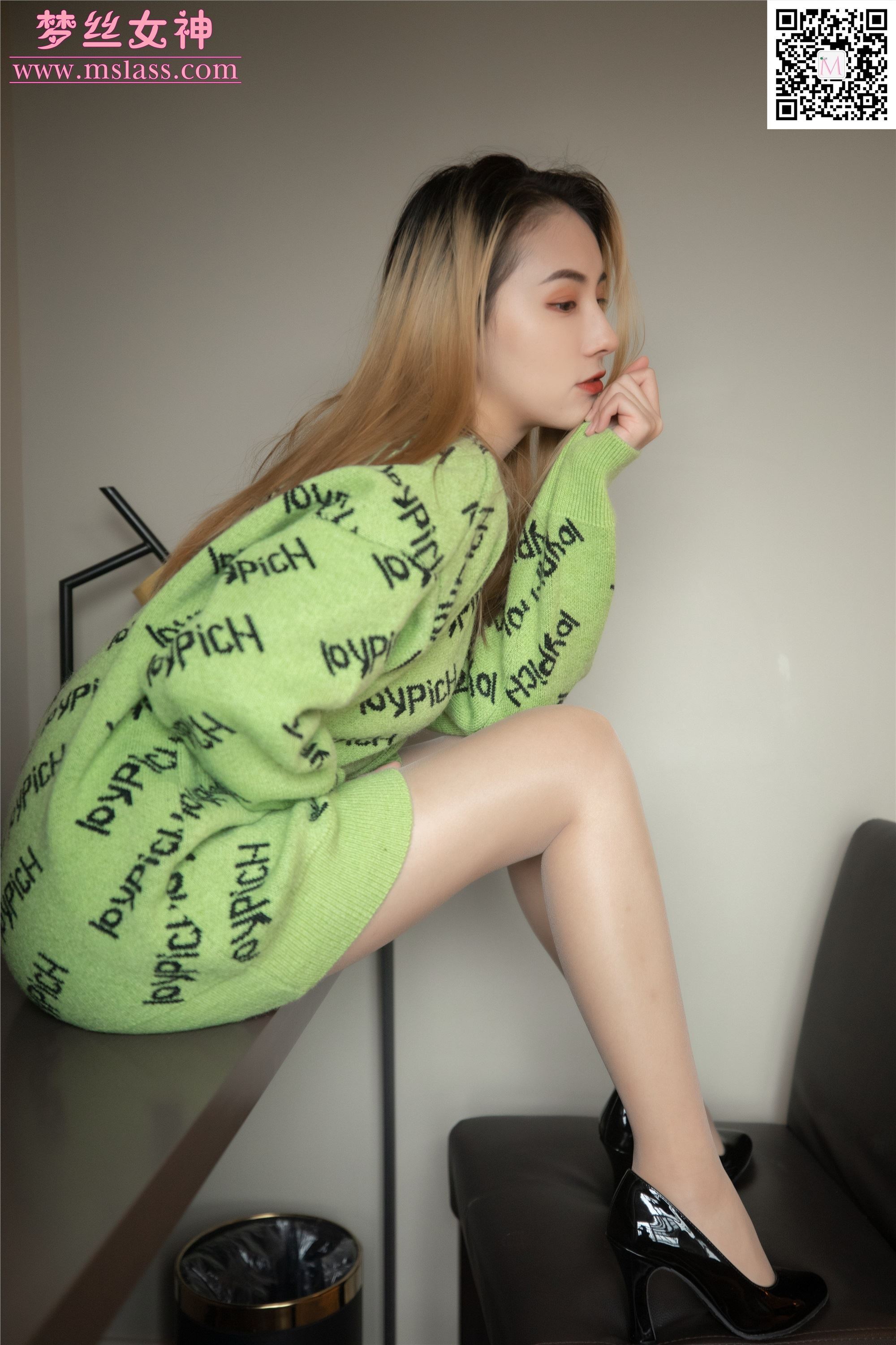 MSLASS梦丝女神 2019-11-27 Vol.075 小允儿 喜欢绿绿的衣服