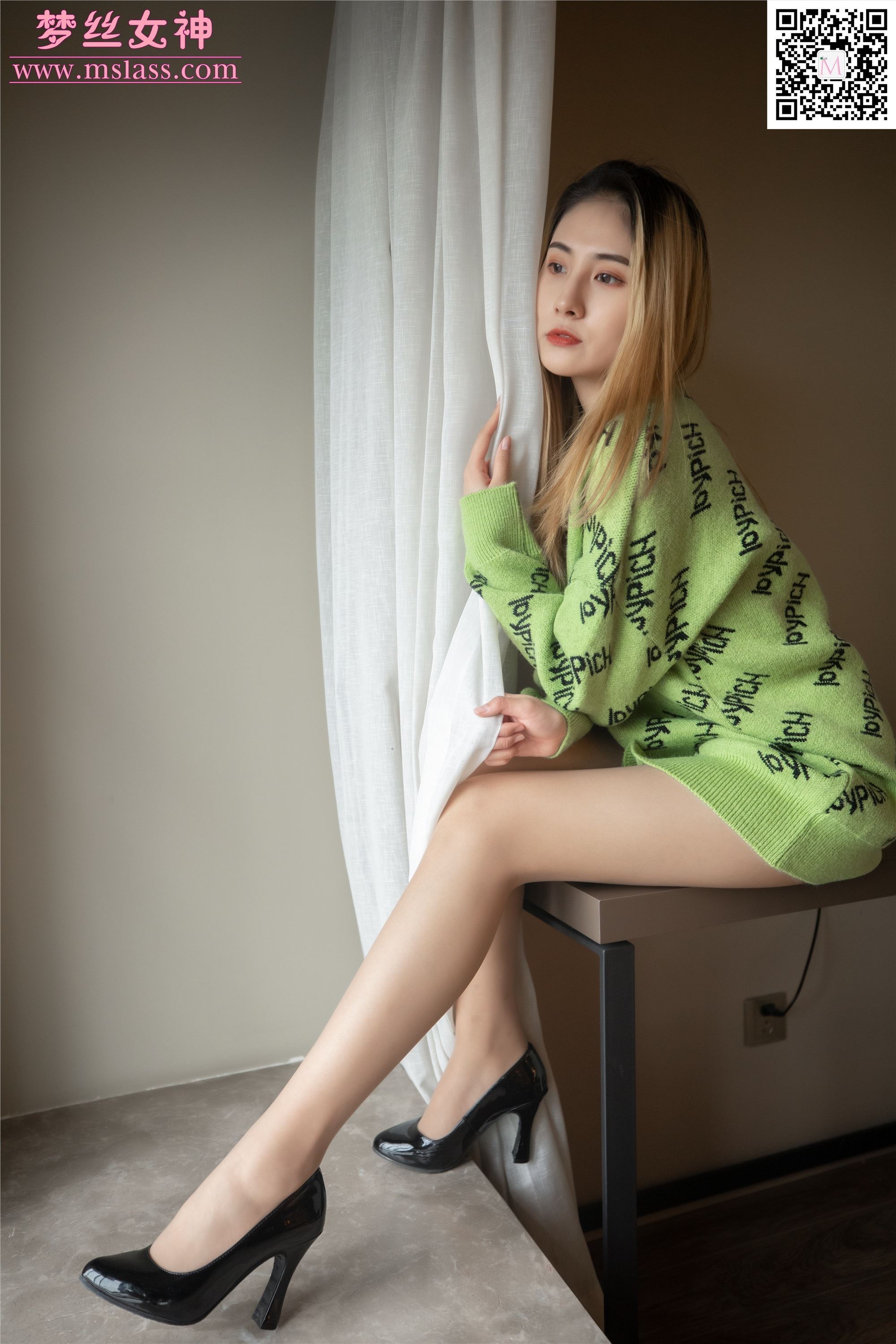 MSLASS梦丝女神 2019-11-27 Vol.075 小允儿 喜欢绿绿的衣服