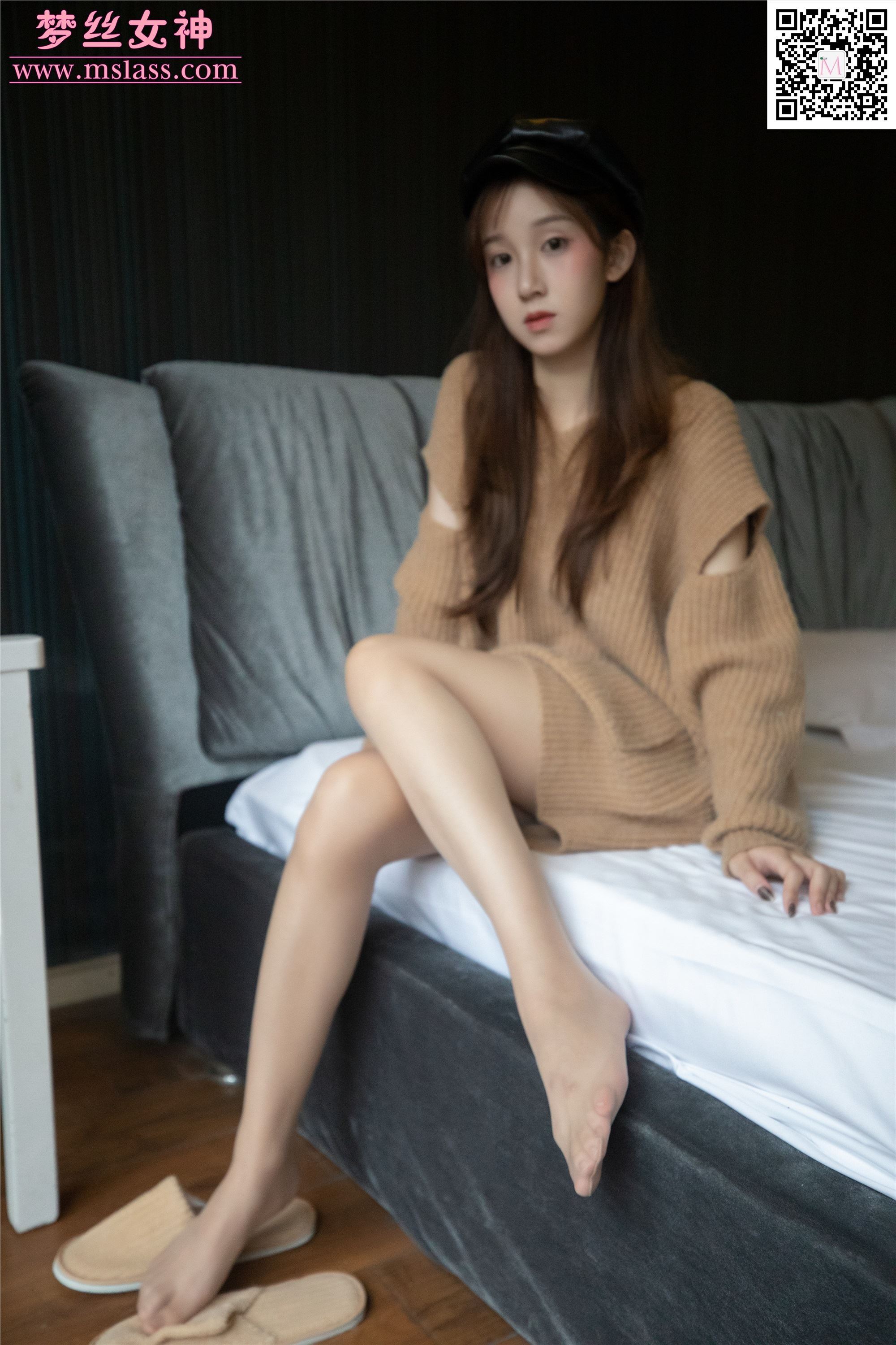 MSLASS梦丝女神 2019-11-29 Vol.077 小都灵 《左耳》电影明星脸