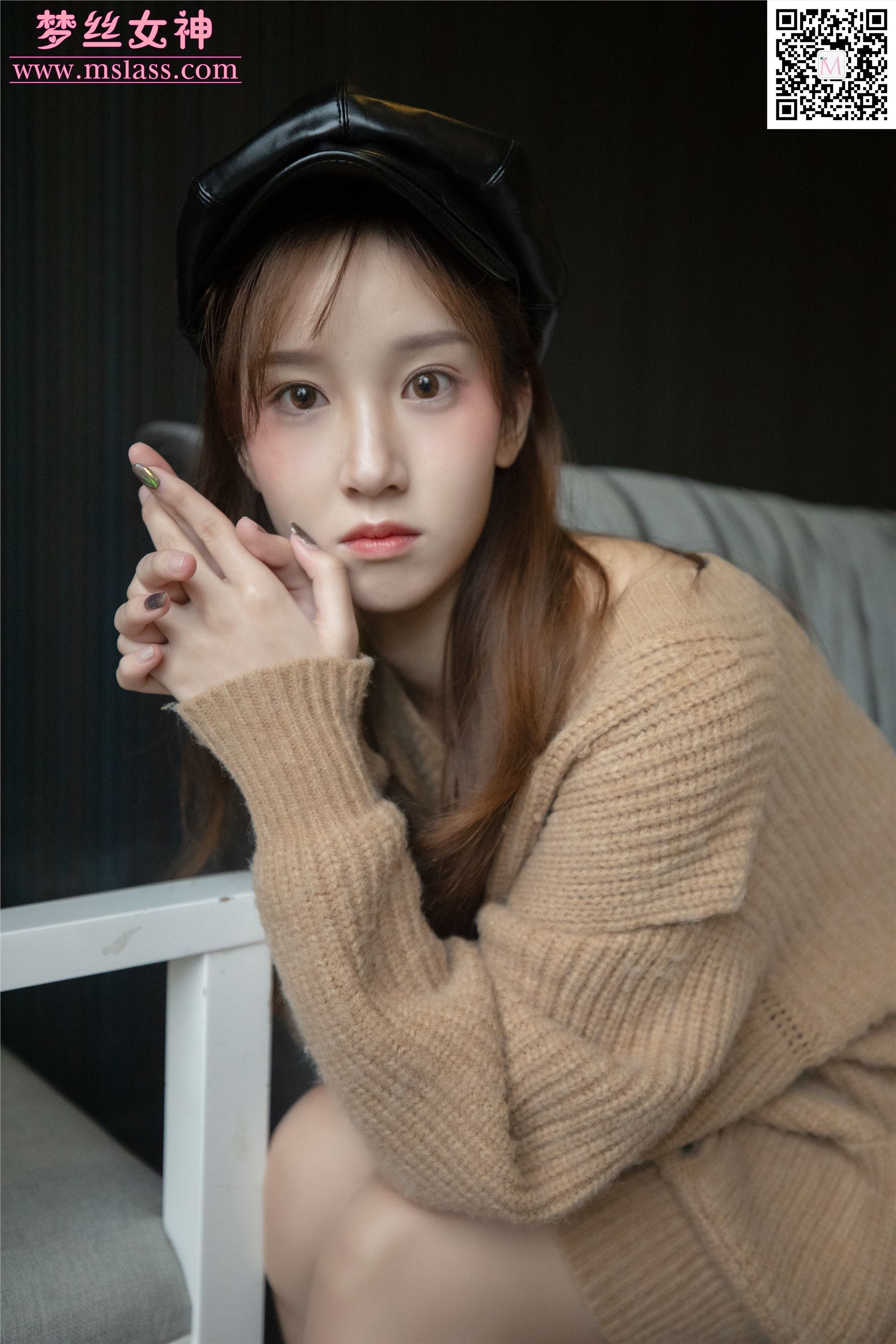 MSLASS梦丝女神 2019-11-29 Vol.077 小都灵 《左耳》电影明星脸