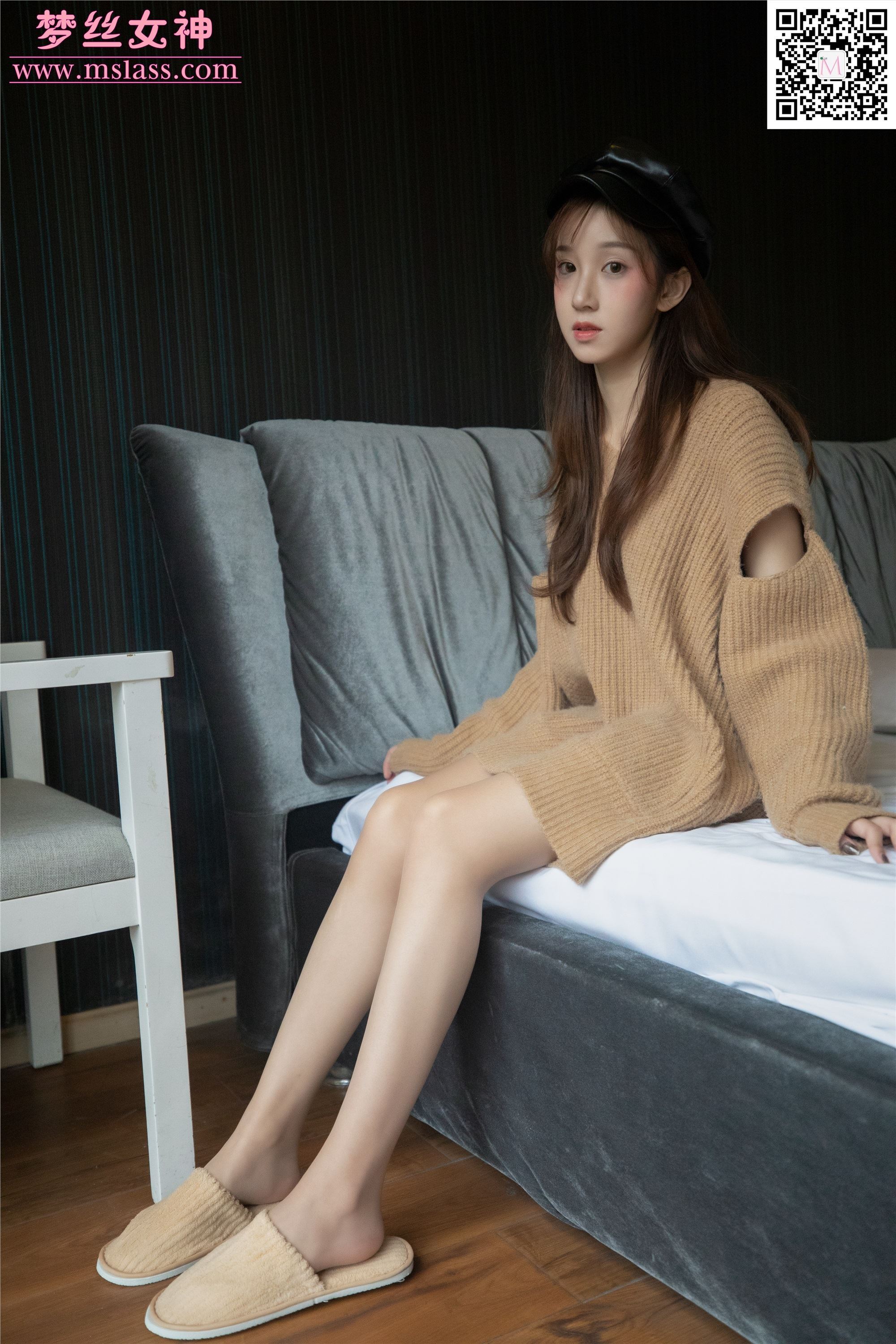 MSLASS梦丝女神 2019-11-29 Vol.077 小都灵 《左耳》电影明星脸