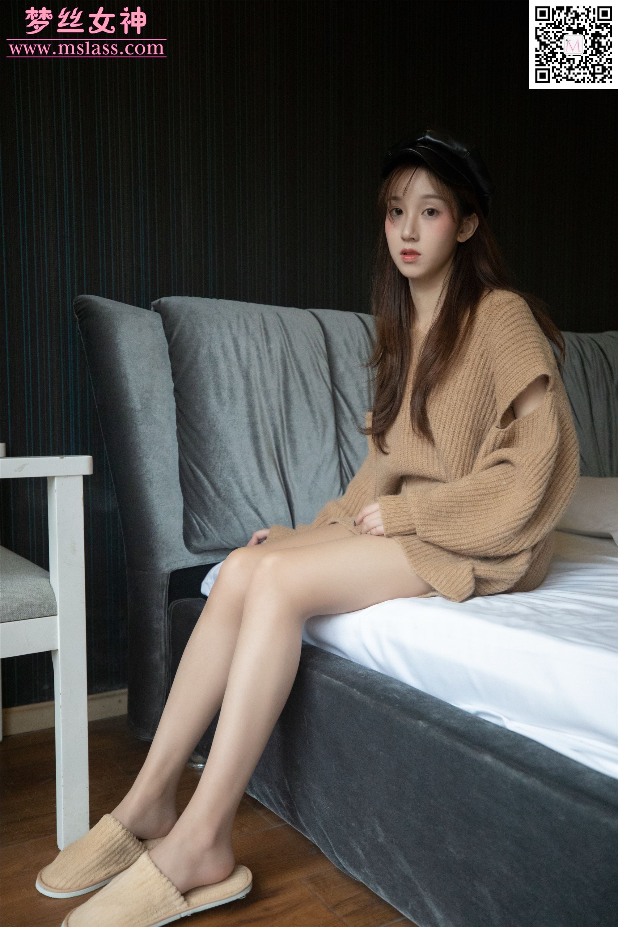 MSLASS梦丝女神 2019-11-29 Vol.077 小都灵 《左耳》电影明星脸