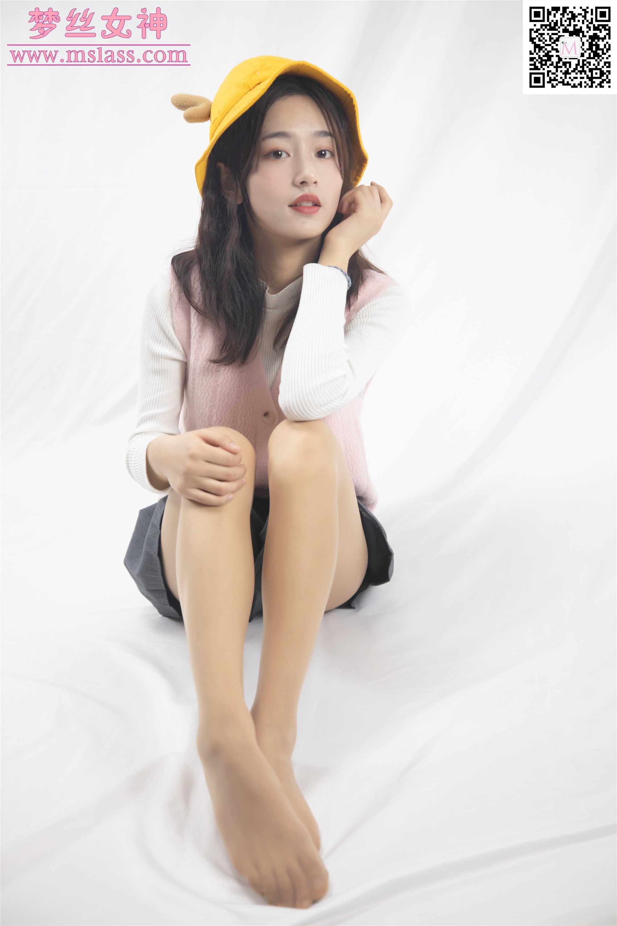 MSLASS梦丝女神 2019-12-08 Vol.080 璇璇3 9分颜值小黄鸭帽