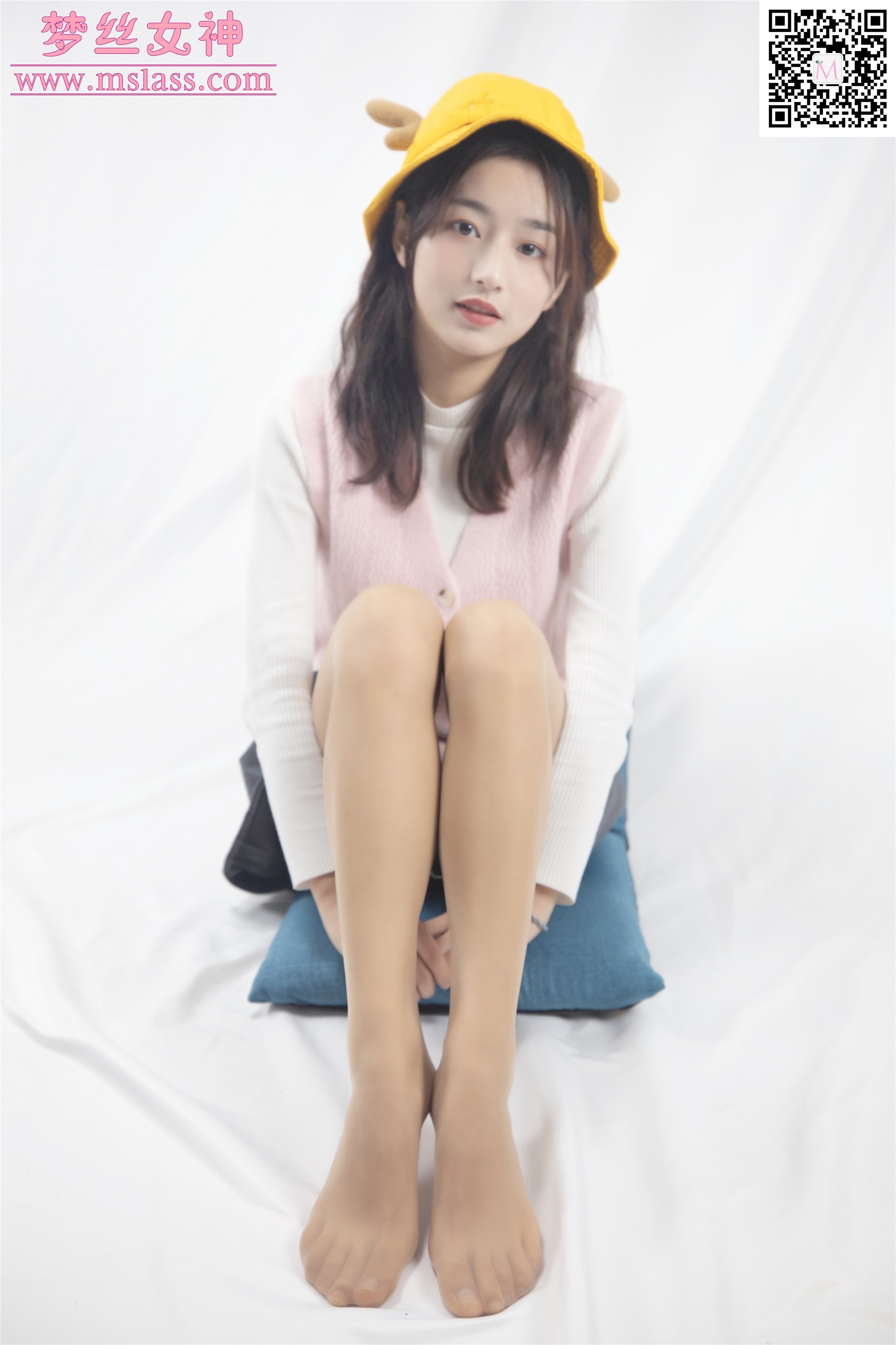 MSLASS梦丝女神 2019-12-08 Vol.080 璇璇3 9分颜值小黄鸭帽