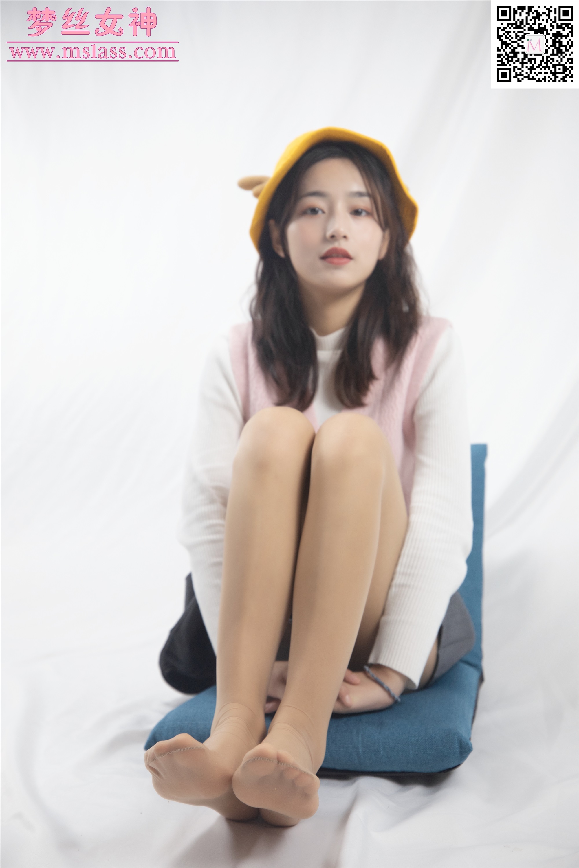 MSLASS梦丝女神 2019-12-08 Vol.080 璇璇3 9分颜值小黄鸭帽