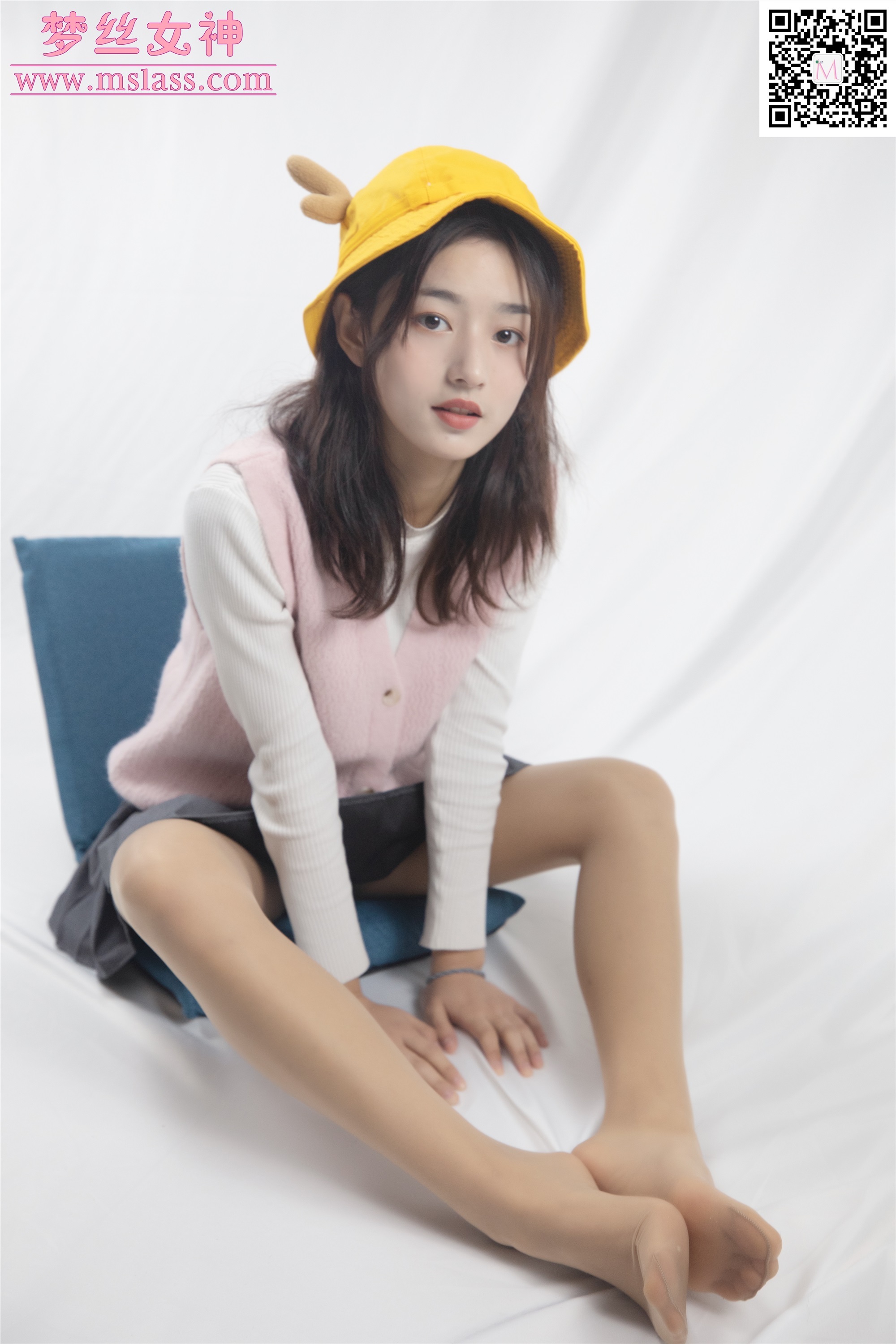 MSLASS梦丝女神 2019-12-08 Vol.080 璇璇3 9分颜值小黄鸭帽