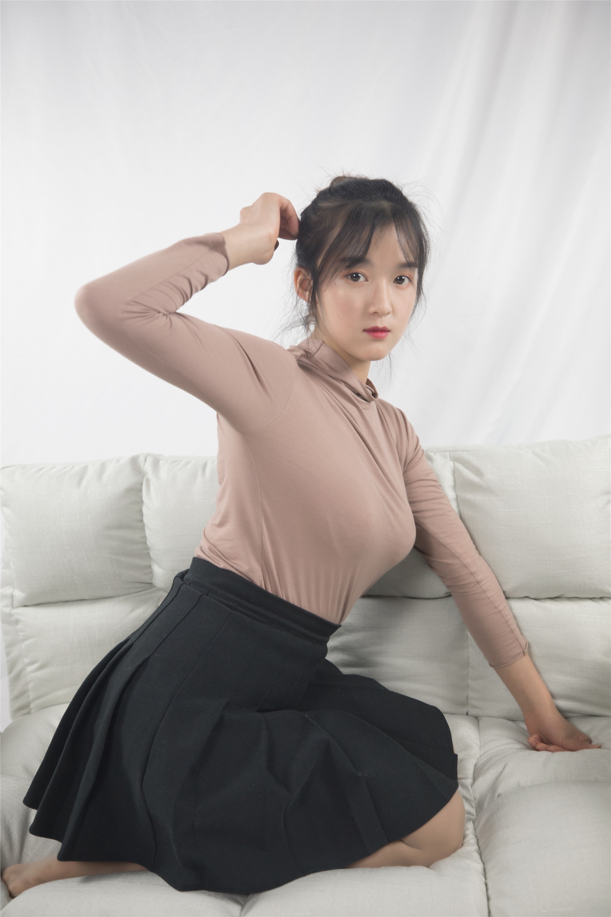 MSLASS梦丝女神 2019-12-12 Vol.082 陈玲 端正的小姐（身材超不错）