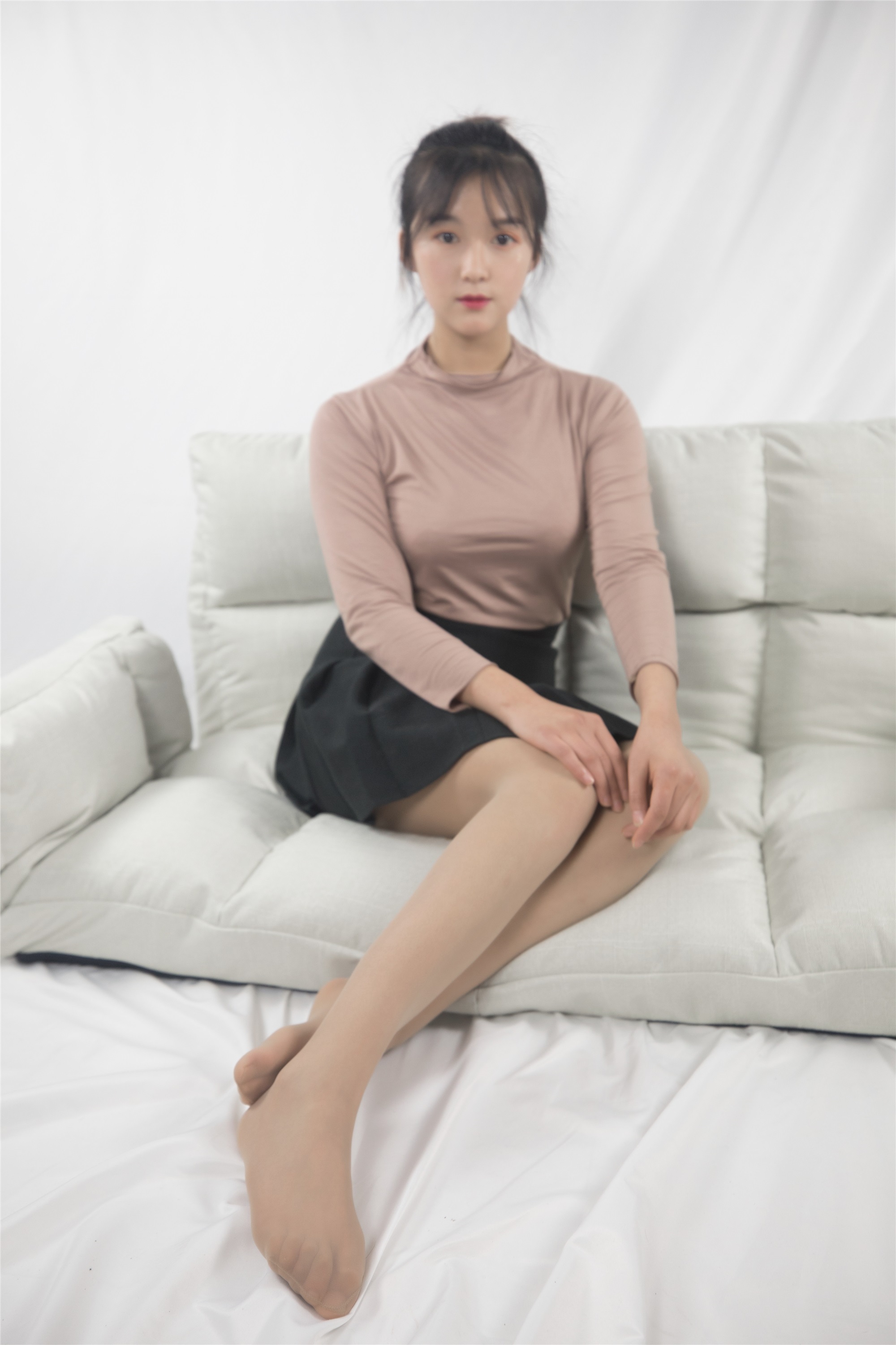 MSLASS梦丝女神 2019-12-12 Vol.082 陈玲 端正的小姐（身材超不错）