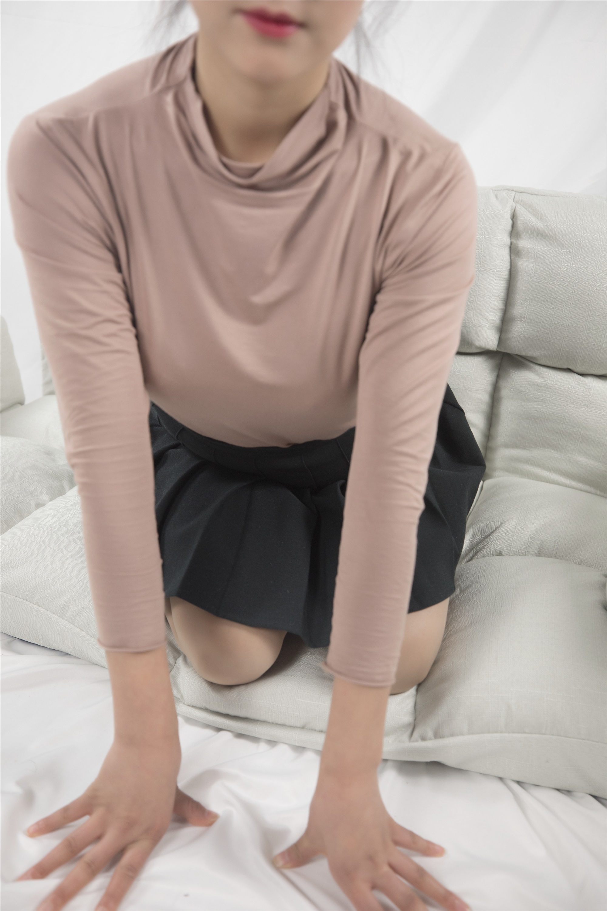 MSLASS梦丝女神 2019-12-12 Vol.082 陈玲 端正的小姐（身材超不错）