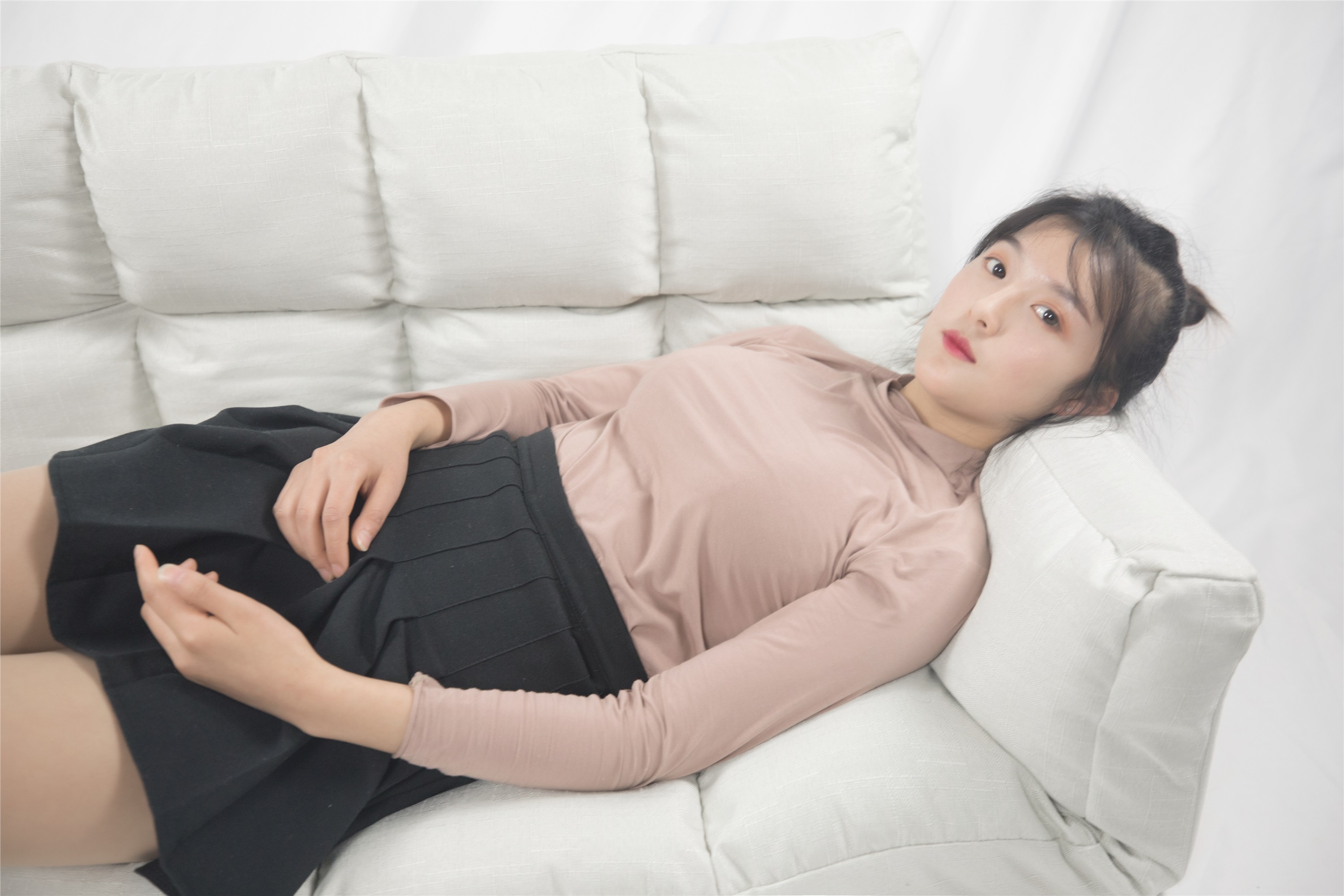 MSLASS梦丝女神 2019-12-12 Vol.082 陈玲 端正的小姐（身材超不错）