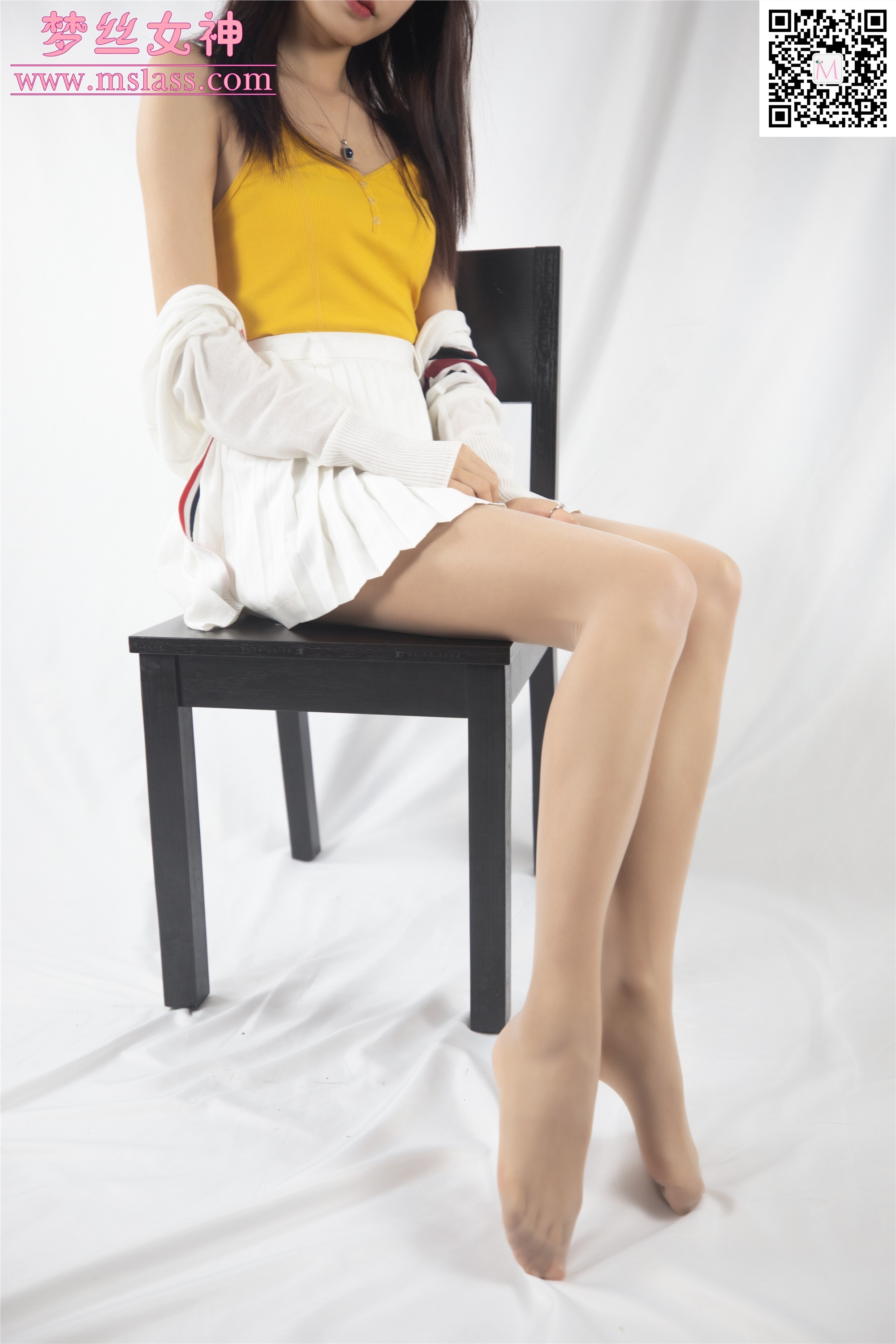 MSLASS梦丝女神 2019-12-06 Vol.079 小糖心 这腿美滋滋