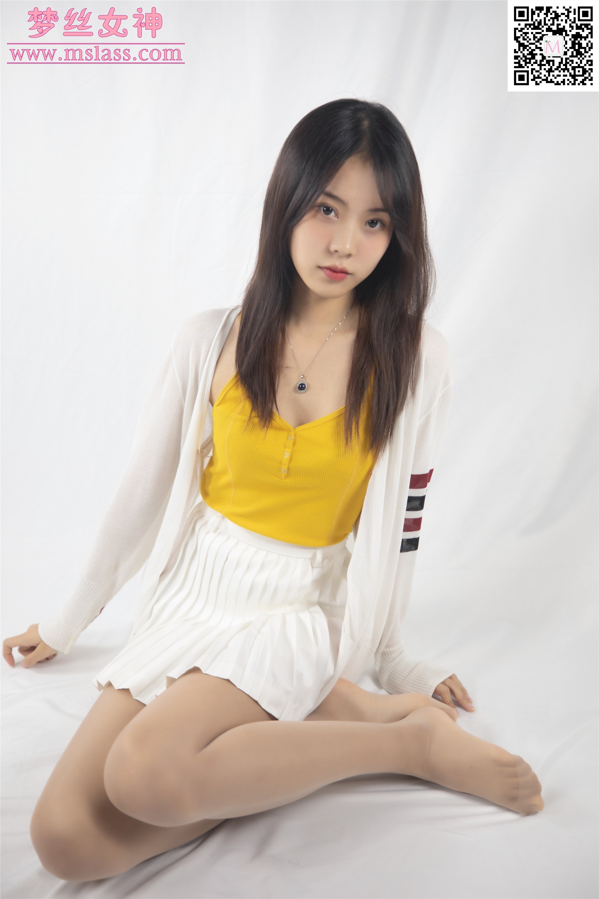 MSLASS梦丝女神 2019-12-06 Vol.079 小糖心 这腿美滋滋