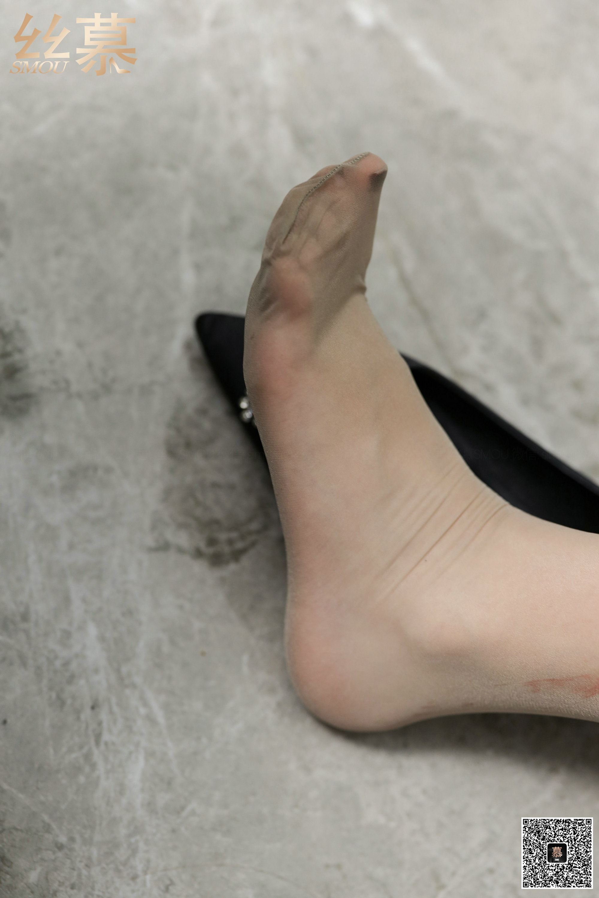 丝慕写真 SM328 文欣 – 课后晚自习