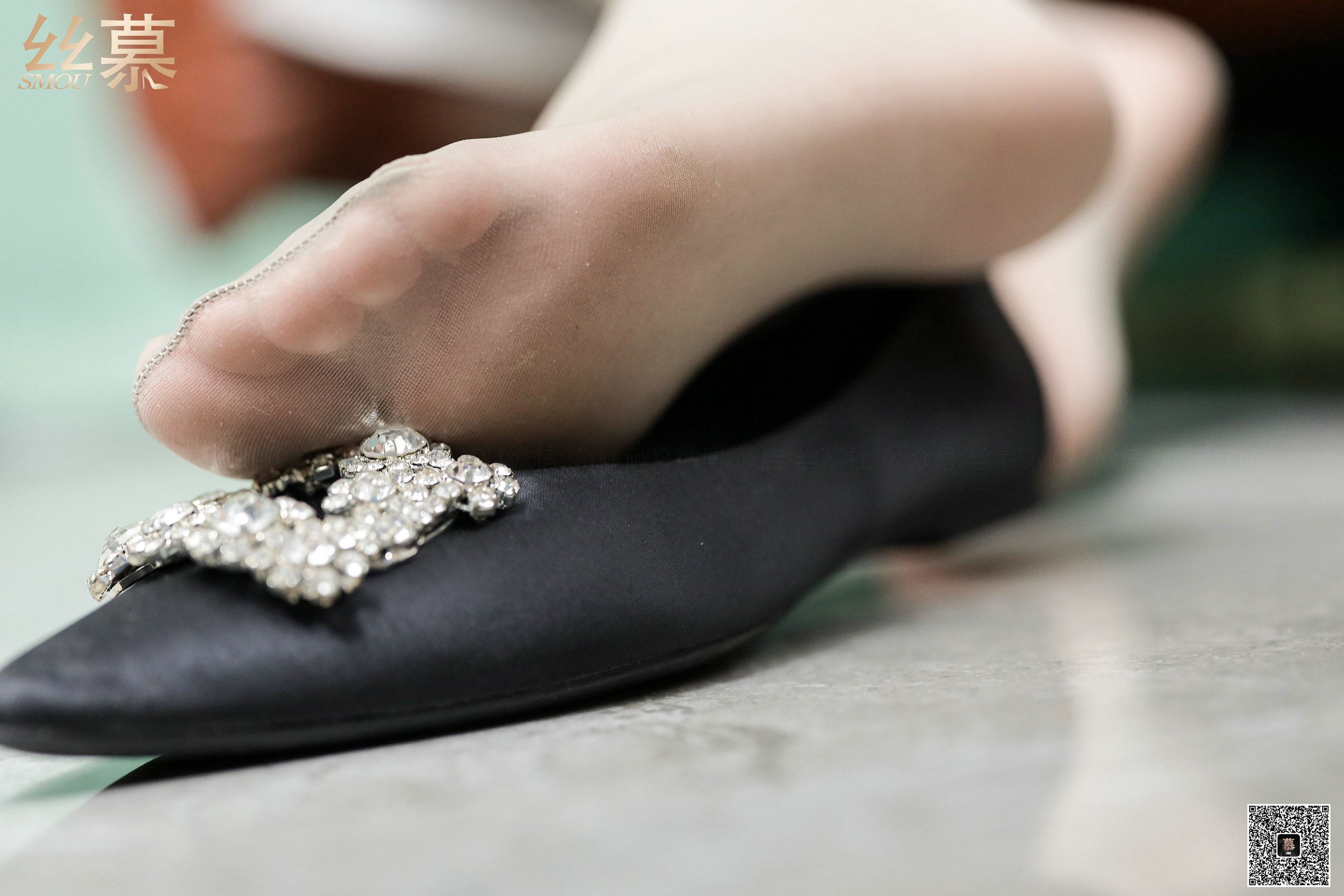 丝慕写真 SM328 文欣 – 课后晚自习