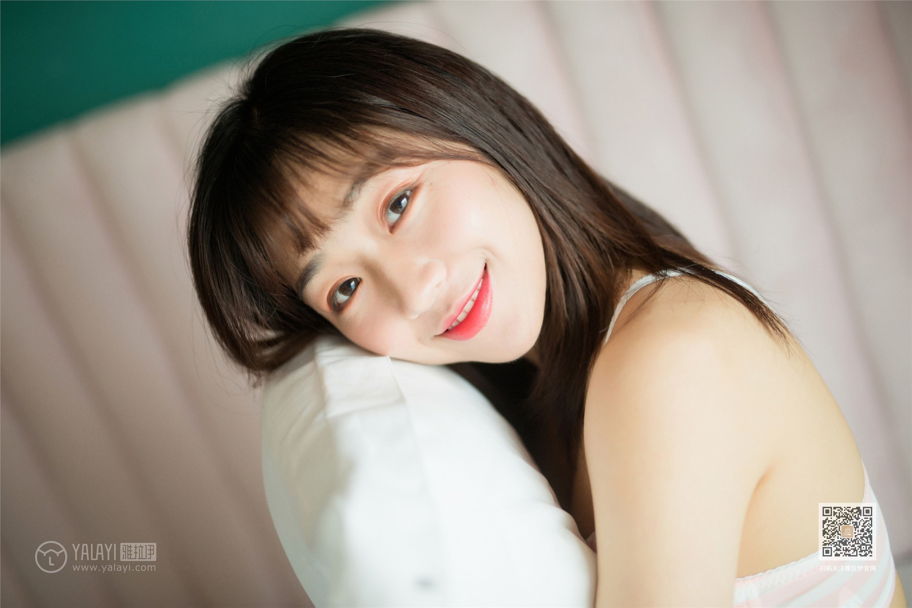 YALAYI雅拉伊  2020.02.01 Y531 小颖《穿毛衣好热》