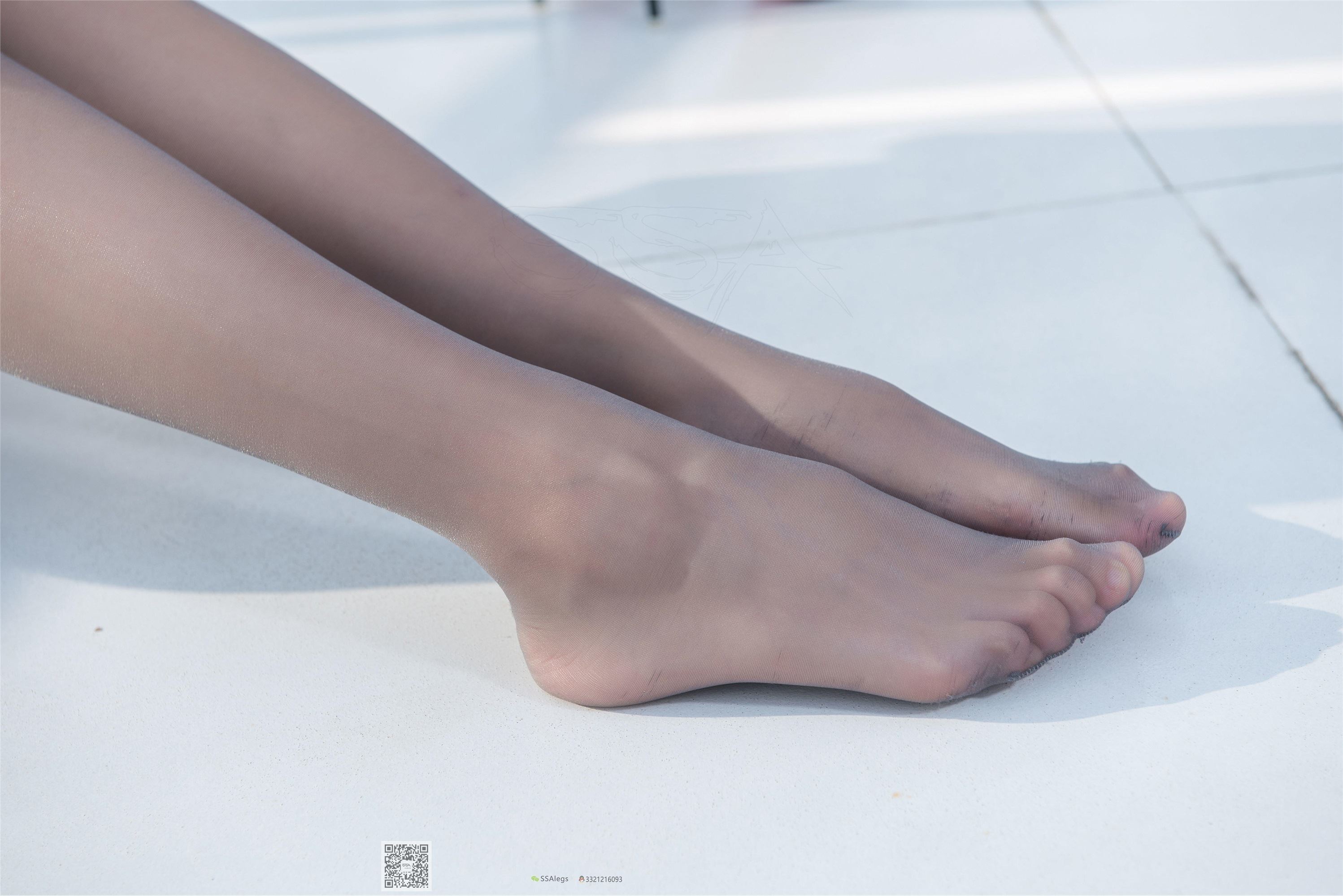 SSA丝社 NO.041 灰丝女秘书兰兰带你去视察新项目