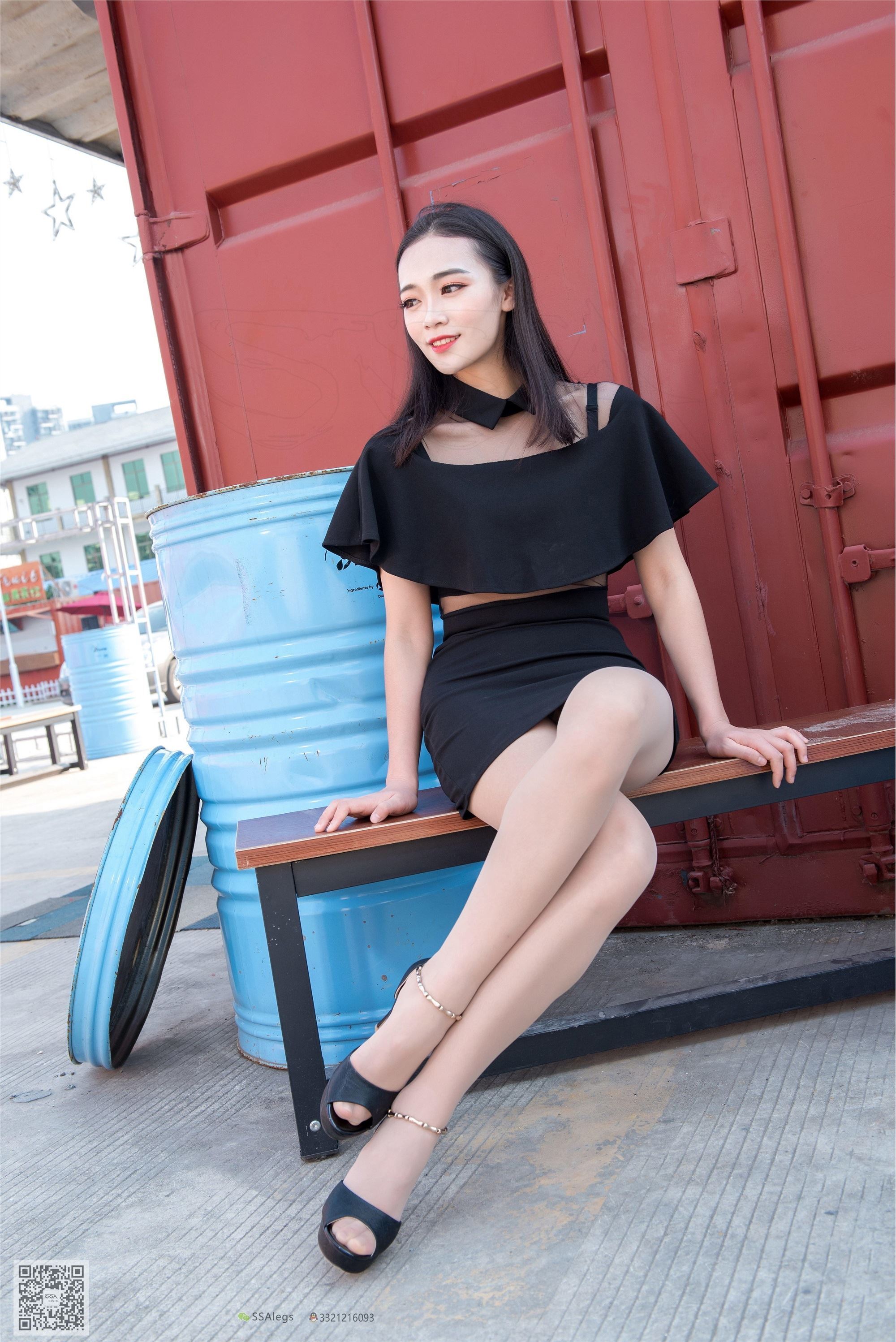 SSA丝社 NO.042 治愈系笑容高姐小凤文艺街拍