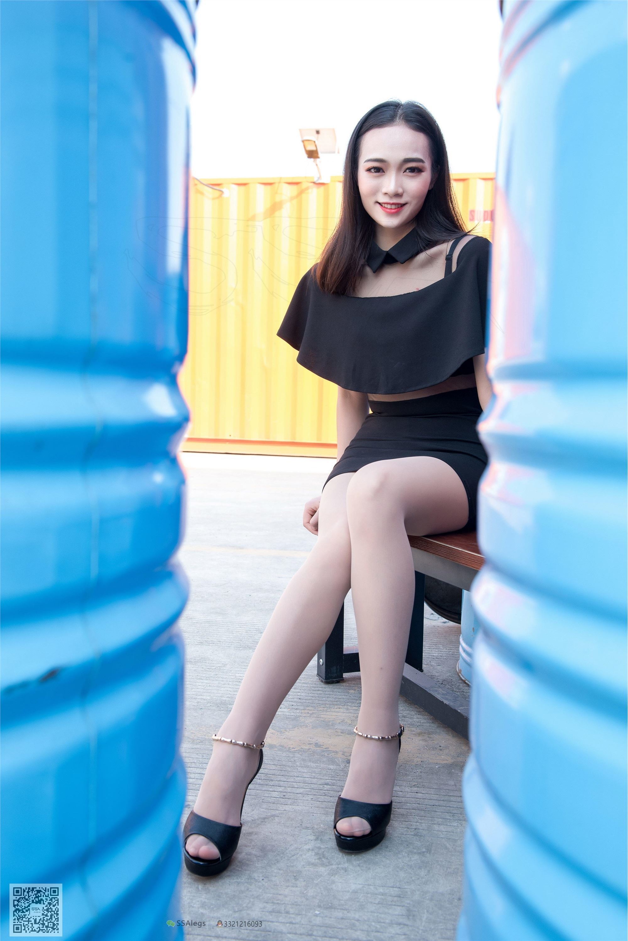 SSA丝社 NO.042 治愈系笑容高姐小凤文艺街拍