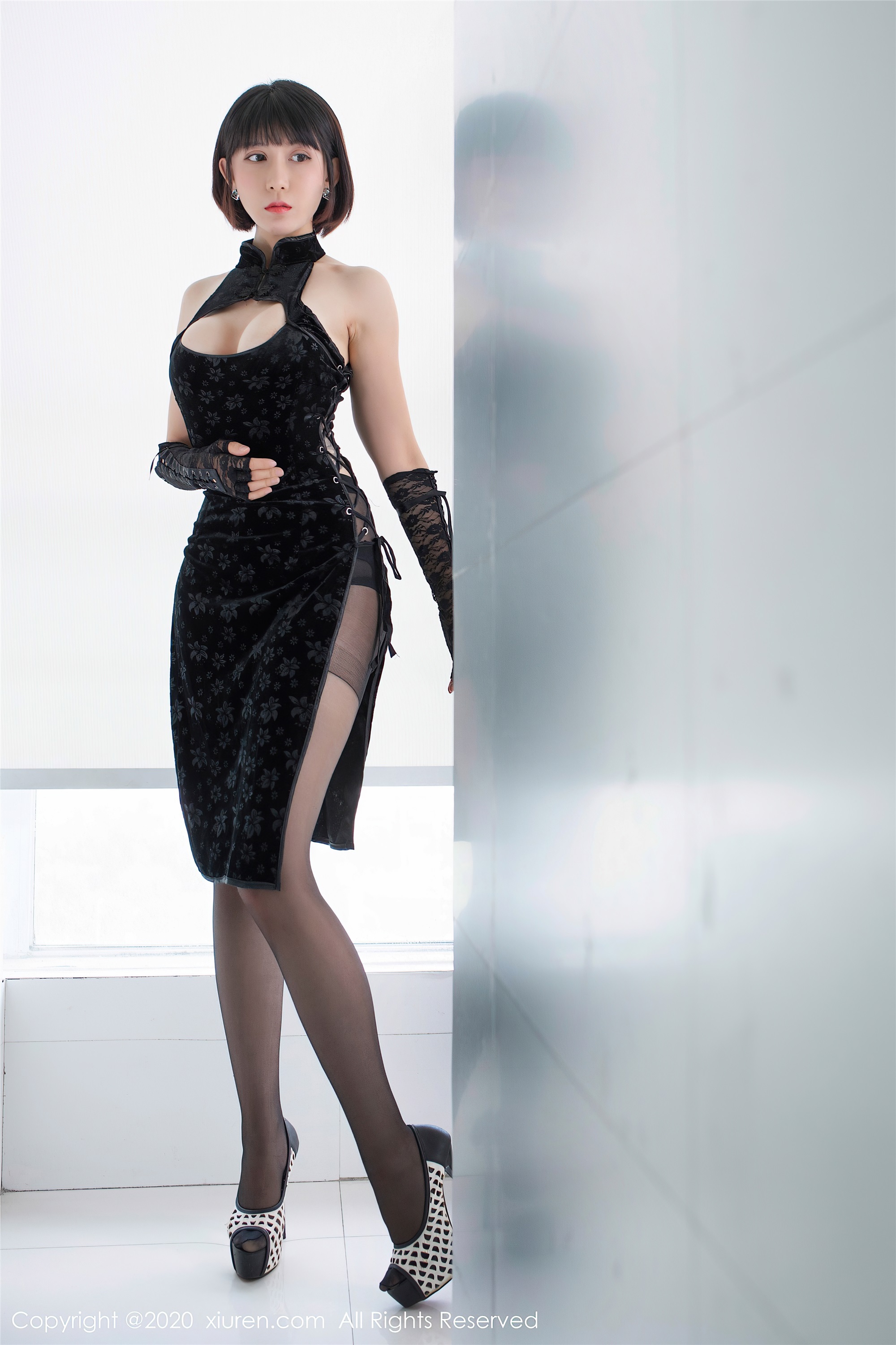 秀人网美媛馆 2020-07-13 Vol.2318 安妮斯朵拉_Ann