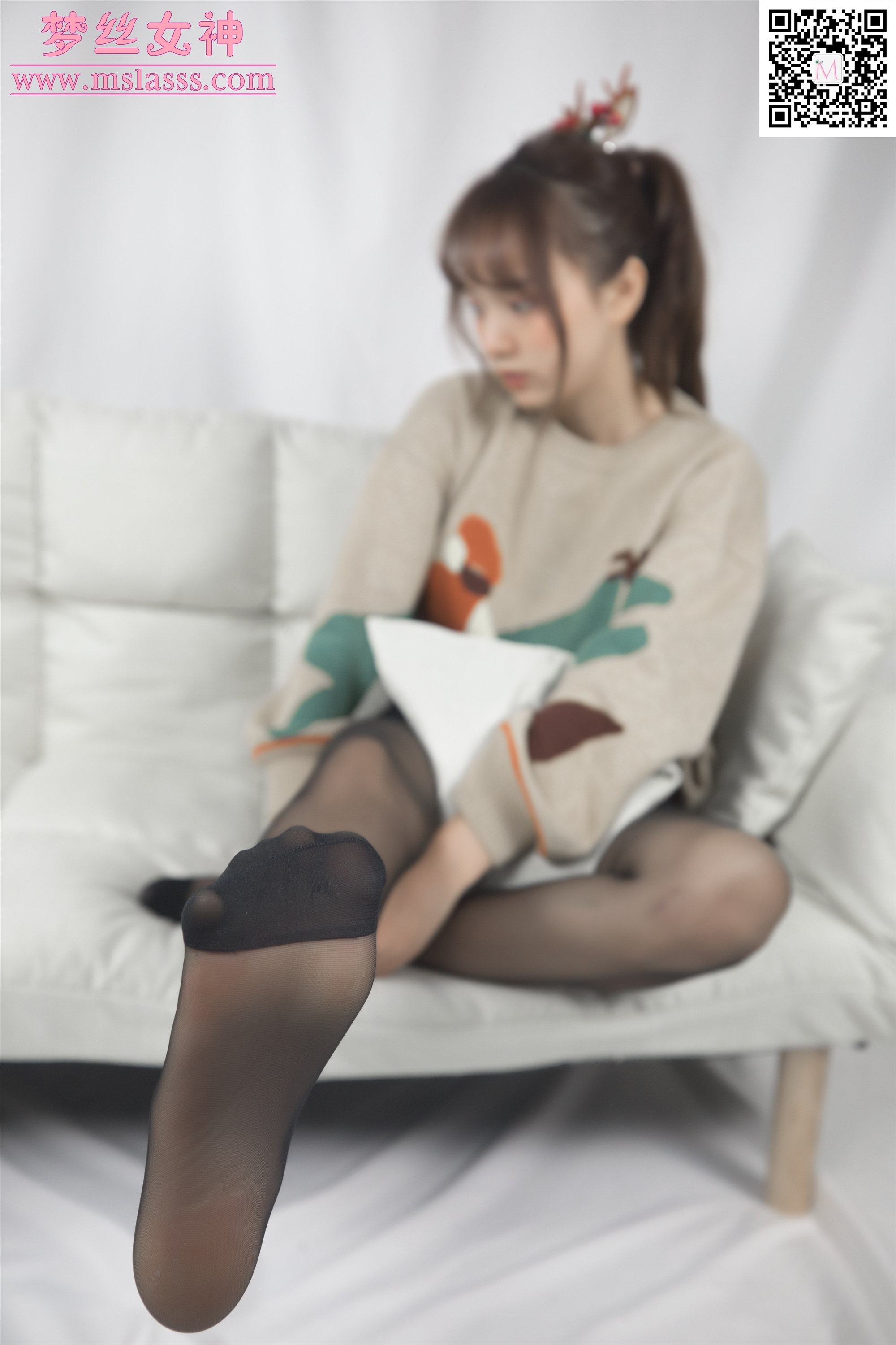 MSLASS梦丝女神 2020-01-05 Vol.087 玥玥 黑丝袜的搭配