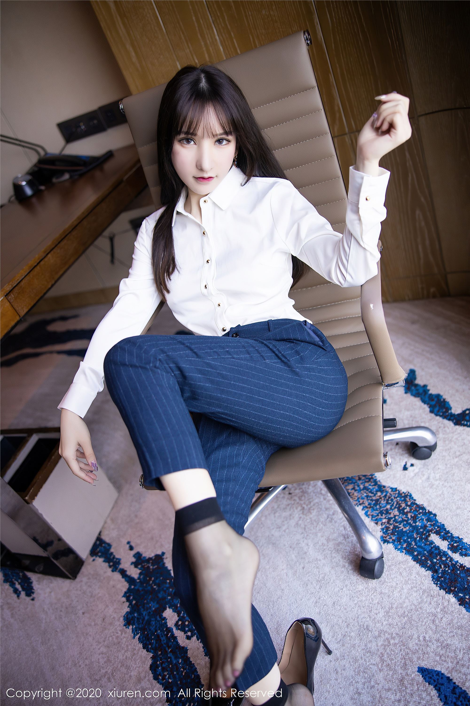 秀人网美媛馆 2020-07-22 Vol.2356 周于希Sandy