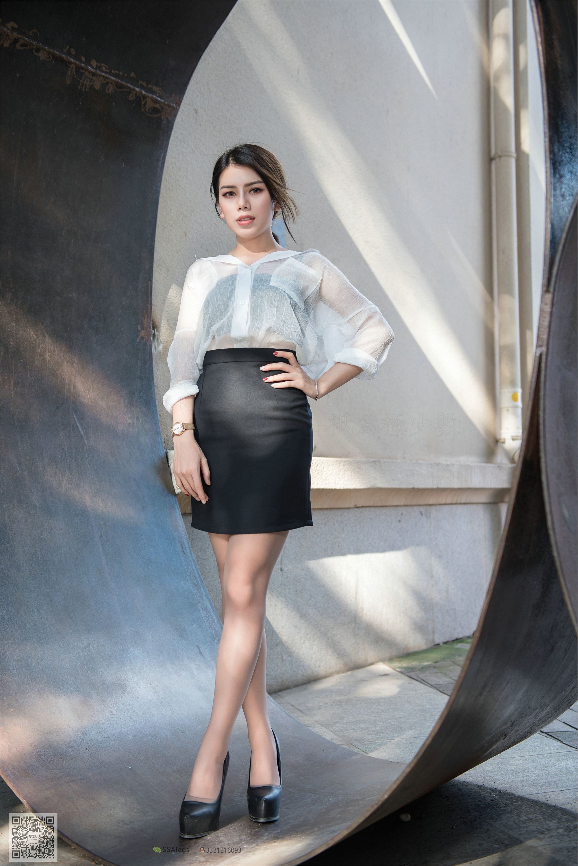 SSA丝社Vol.0021 芷沫 混血美女浪漫咖啡色