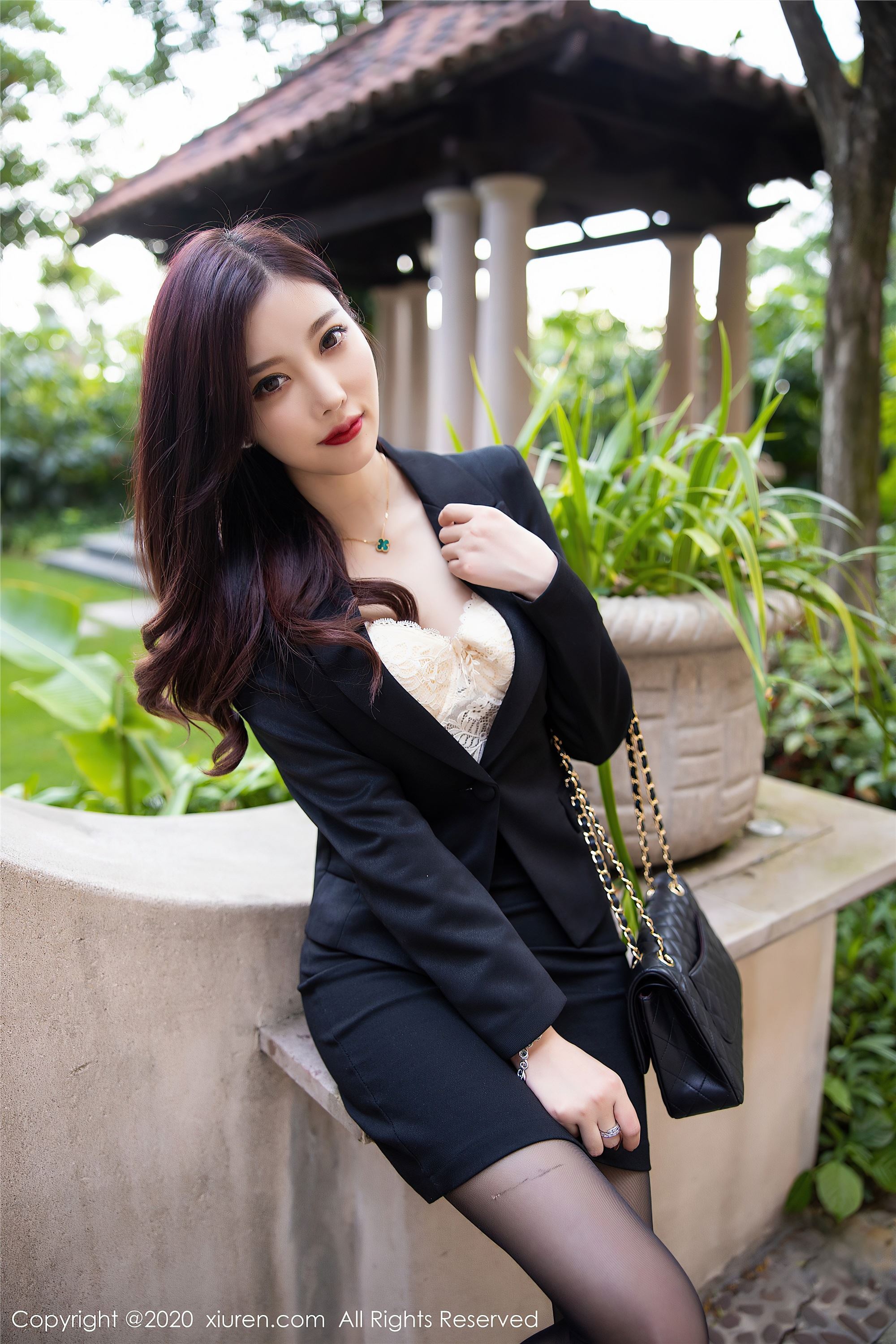 秀人网美媛馆 2020-07-20 Vol.2347 杨晨晨sugar