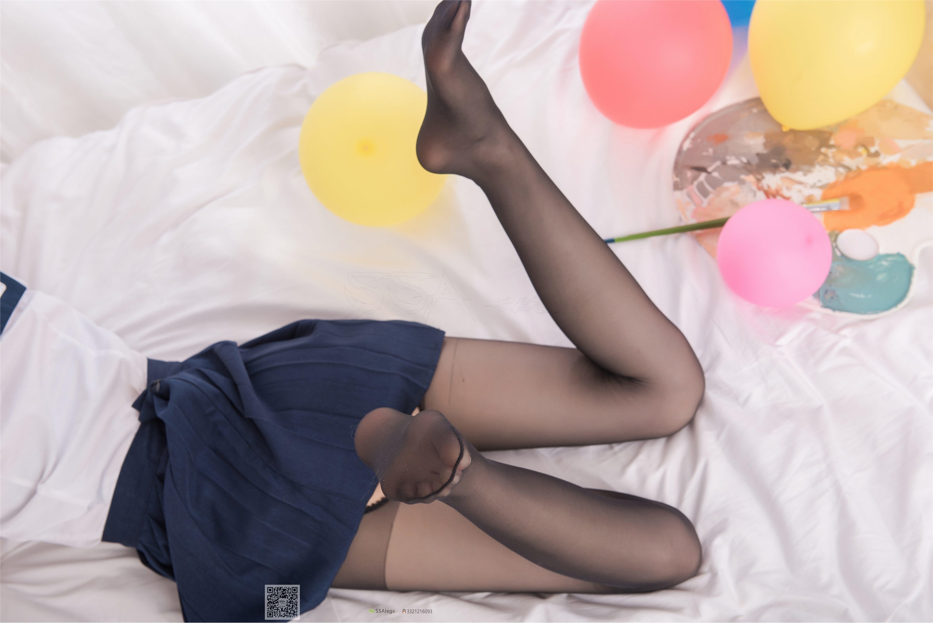 SSA丝社Vol.0023 小琪琪 笑容治愈琪琪黑色开档丝袜别样诱惑