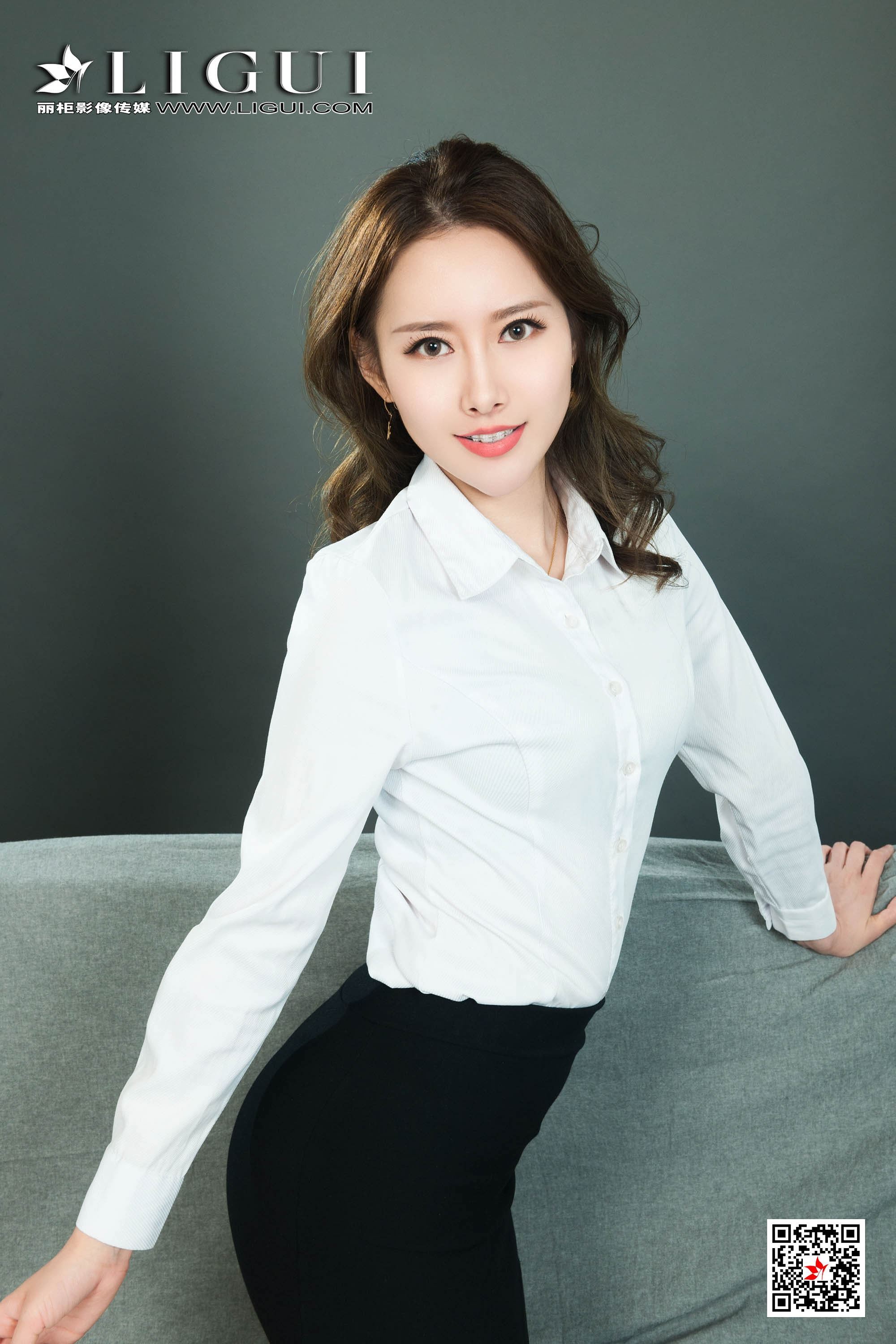 Ligui丽柜 2020.09.09 可可《新来的班主任》