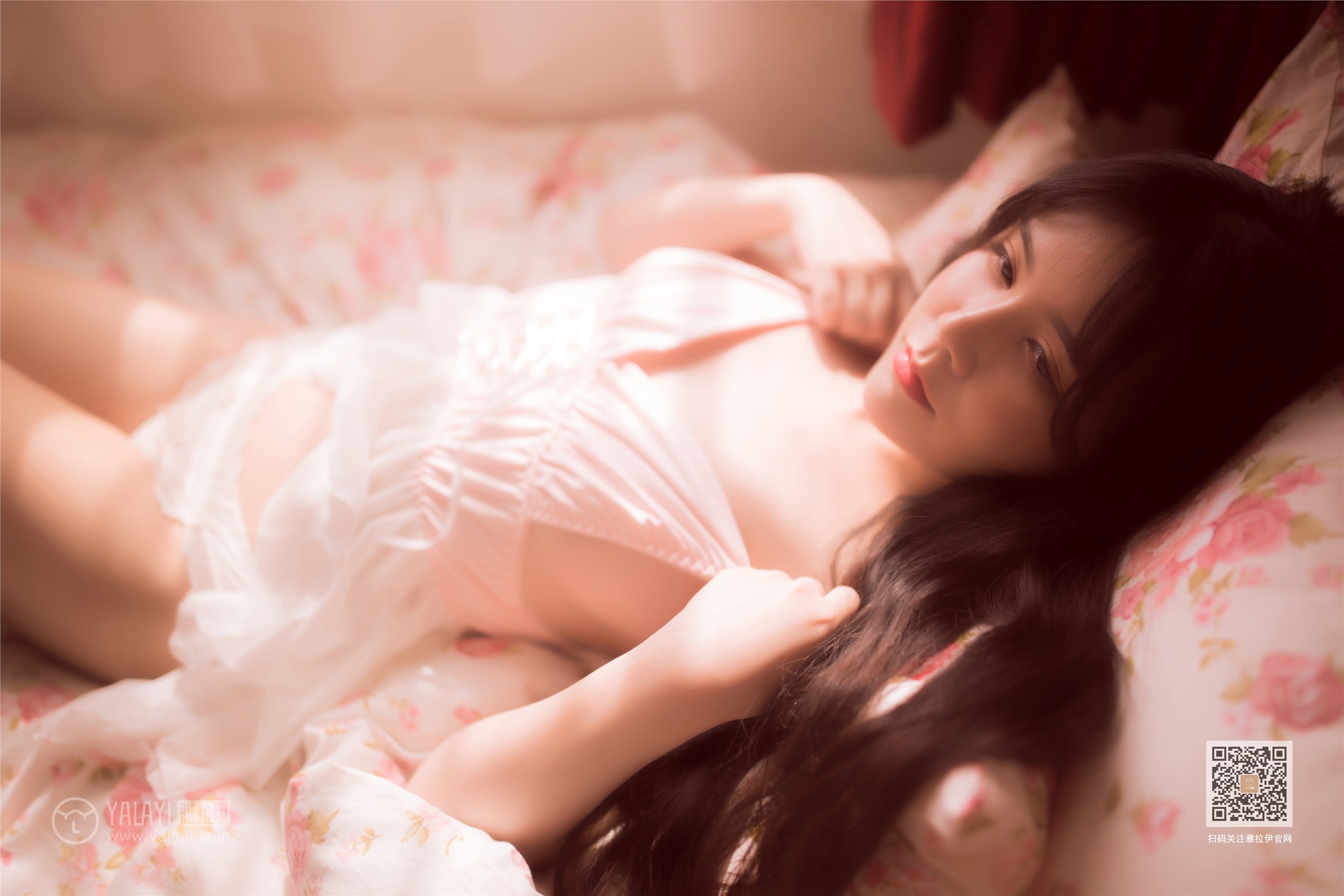 YaLaYi雅拉伊 2019-09-17 Vol.0393 香儿 香床美人儿