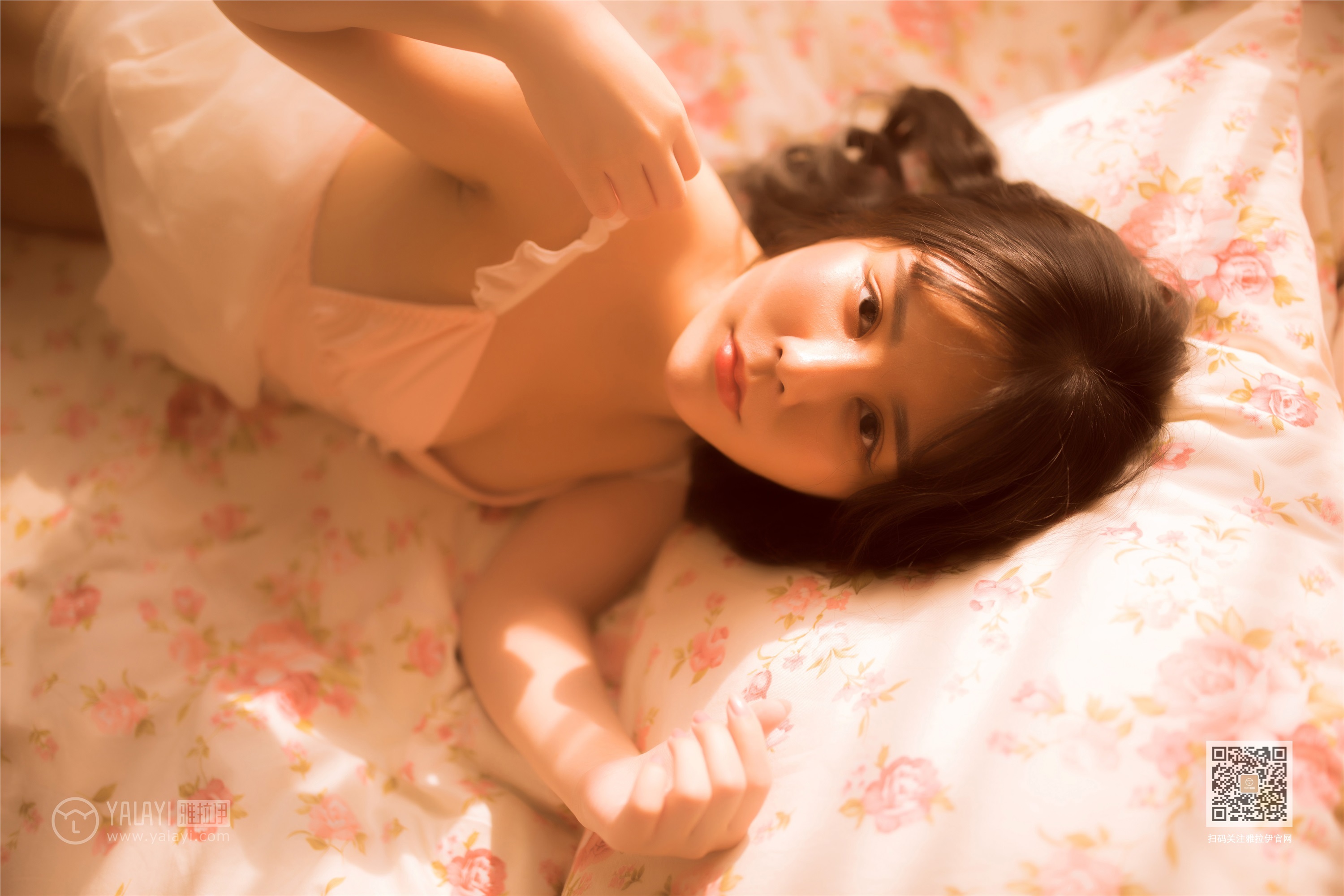 YaLaYi雅拉伊 2019-09-17 Vol.0393 香儿 香床美人儿