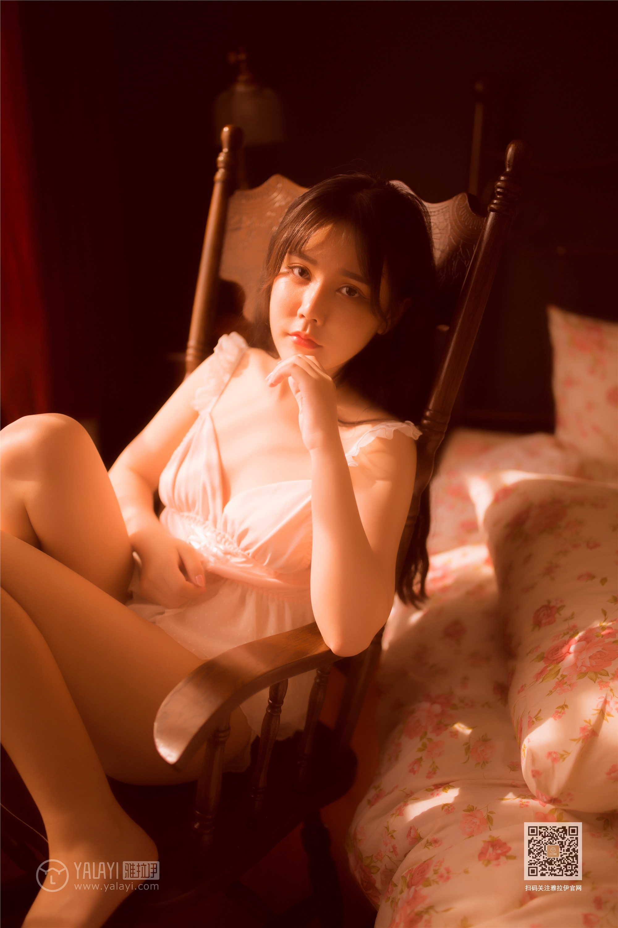 YaLaYi雅拉伊 2019-09-17 Vol.0393 香儿 香床美人儿