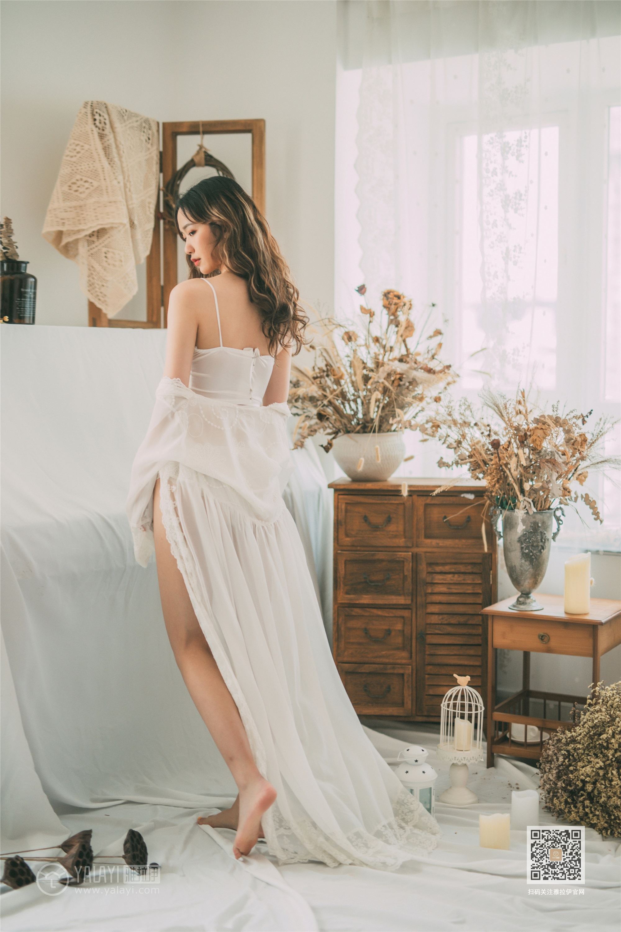 YaLaYi雅拉伊 2019-09-19 Vol.0395 晓琳 写生模特