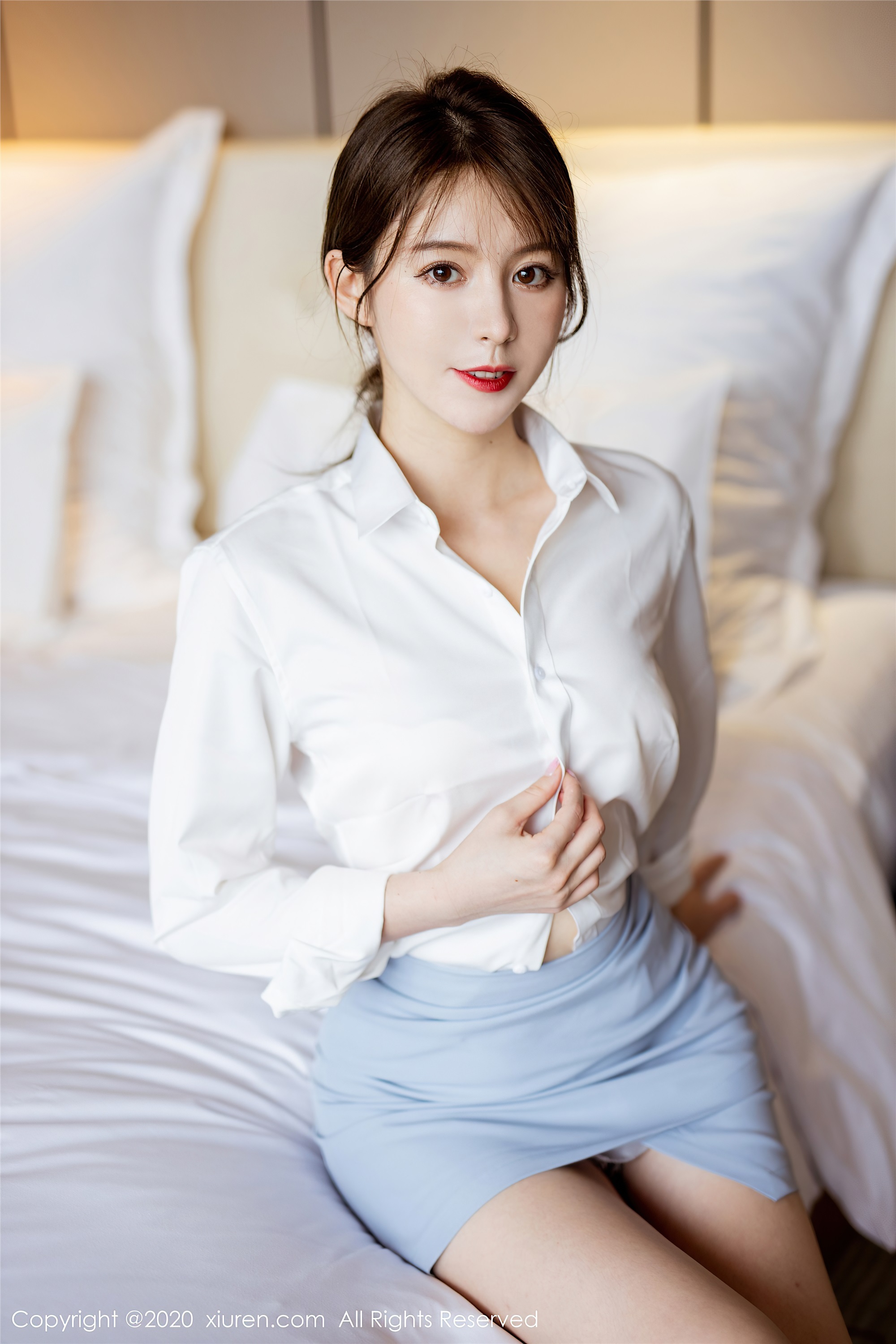 秀人网美媛馆 2020-07-21 Vol.2350 yoo优优