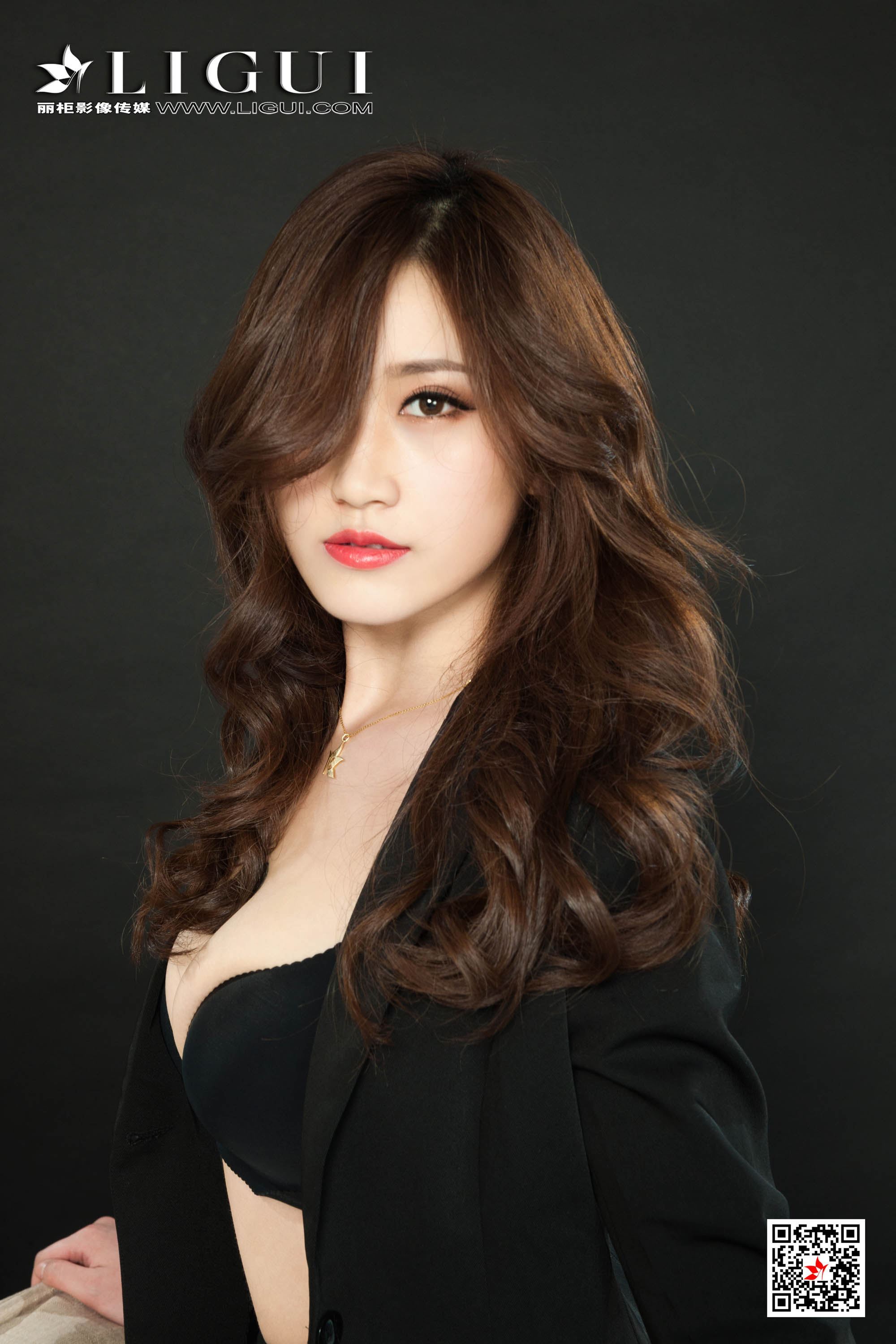 Ligui丽柜 2020.09.14《加班有惊喜》桔子