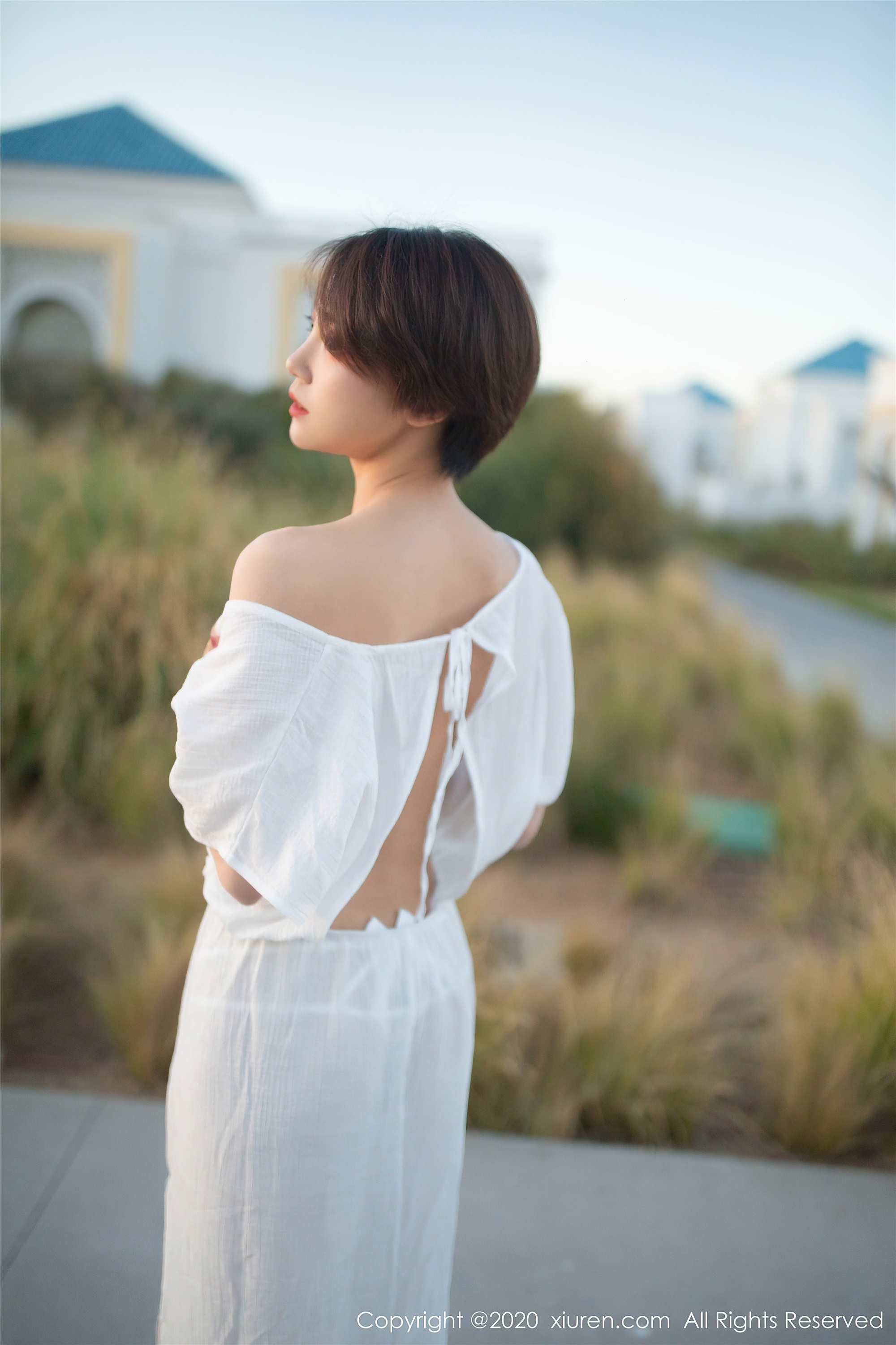 秀人网美媛馆 2020-08-04 Vol.2405 冯木木LRIS