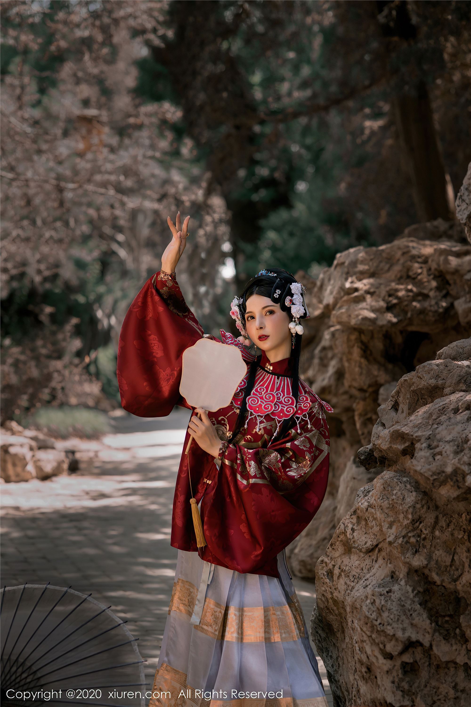 秀人网美媛馆 2020-08-03 Vol.2395 小蛮妖Yummy