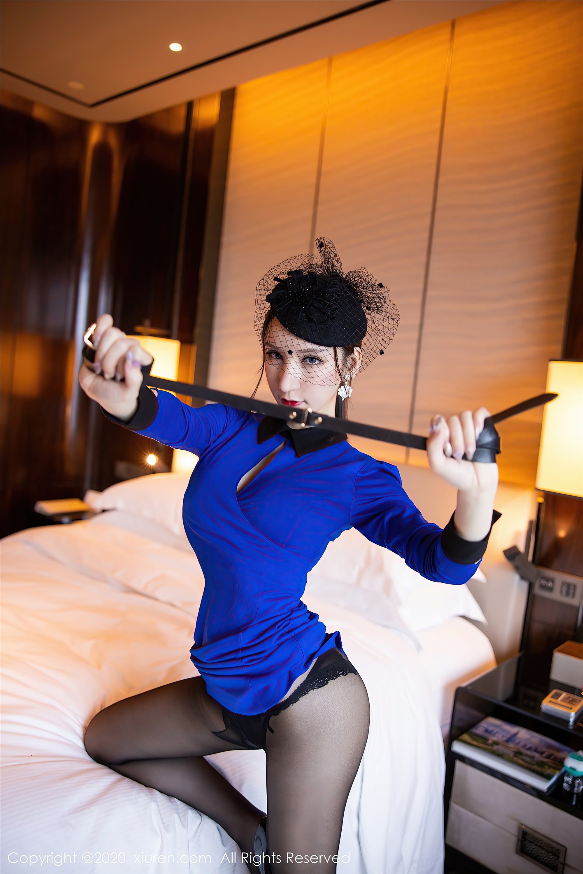 秀人网美媛馆 2020-08-06 Vol.2415 周于希Sandy