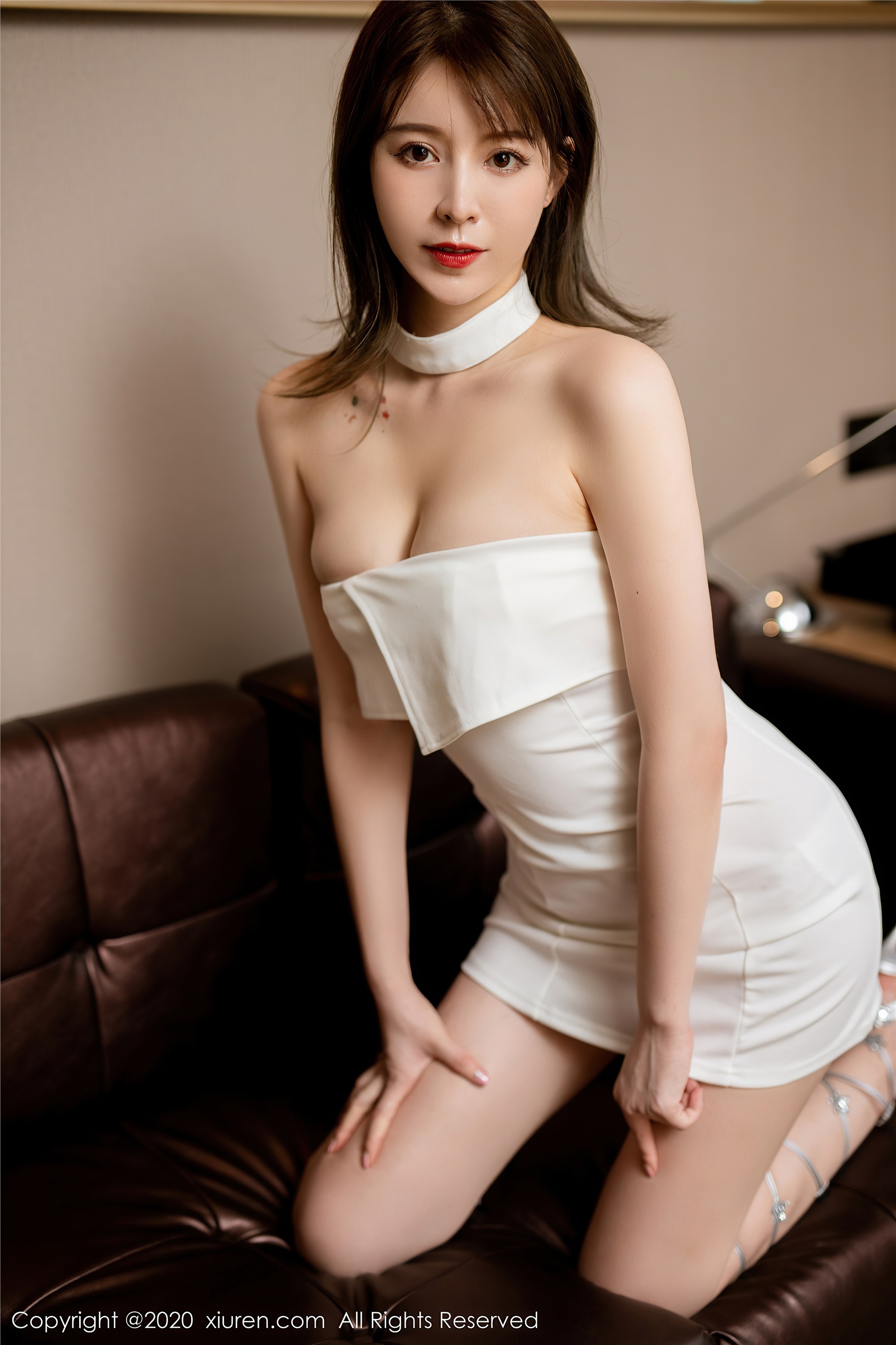 秀人网美媛馆 2020-08-04 Vol.2402 yoo优优